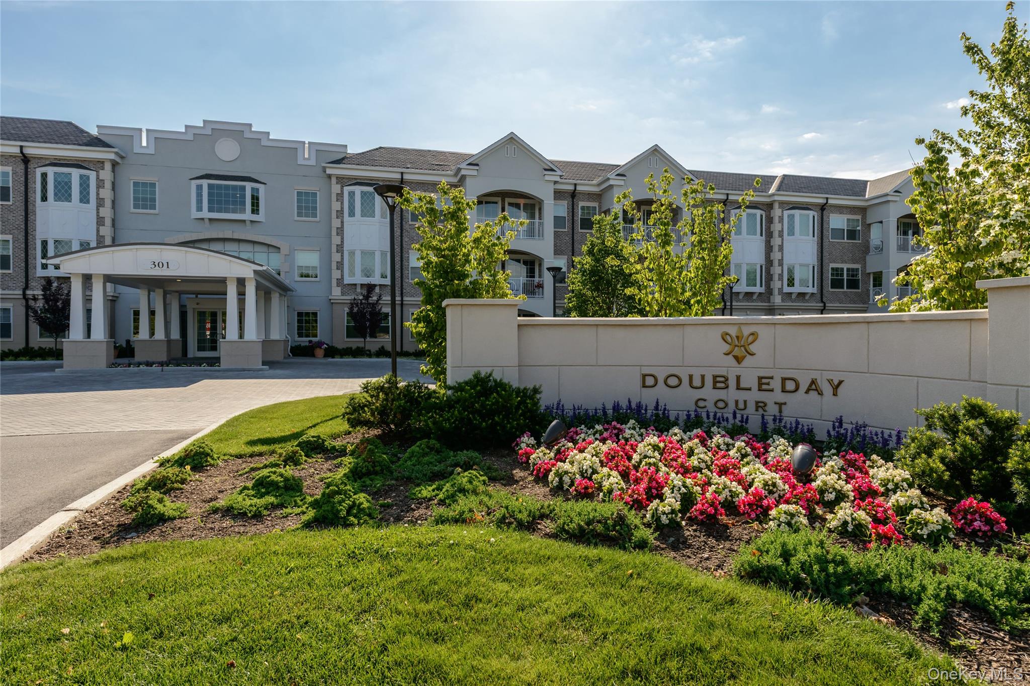 301 Franklin Avenue # 114, Garden City, NY 11530