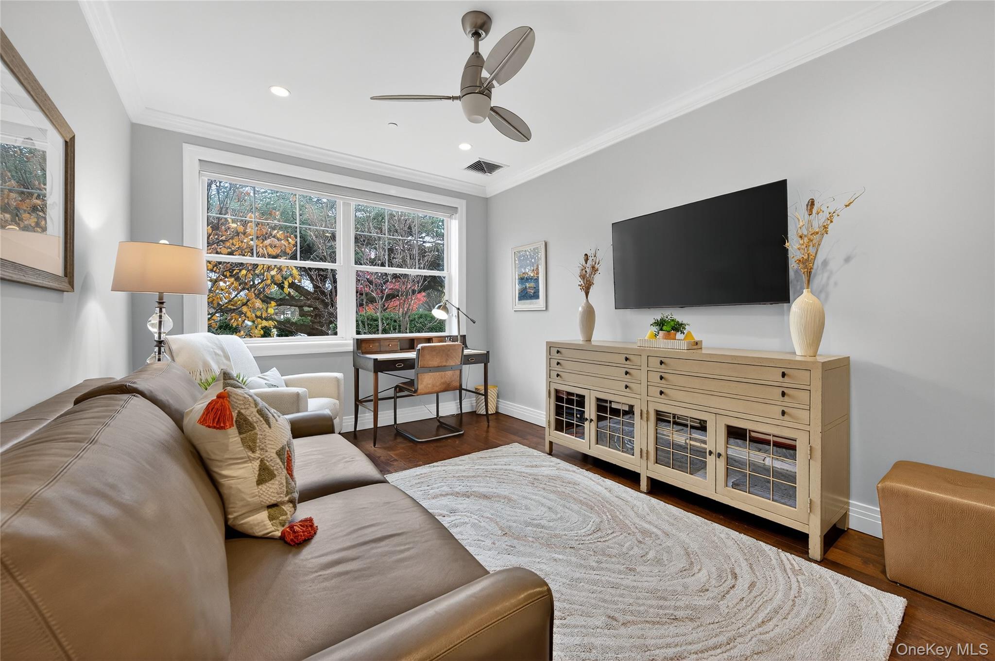 301 Franklin Avenue # 114, Garden City, NY 11530