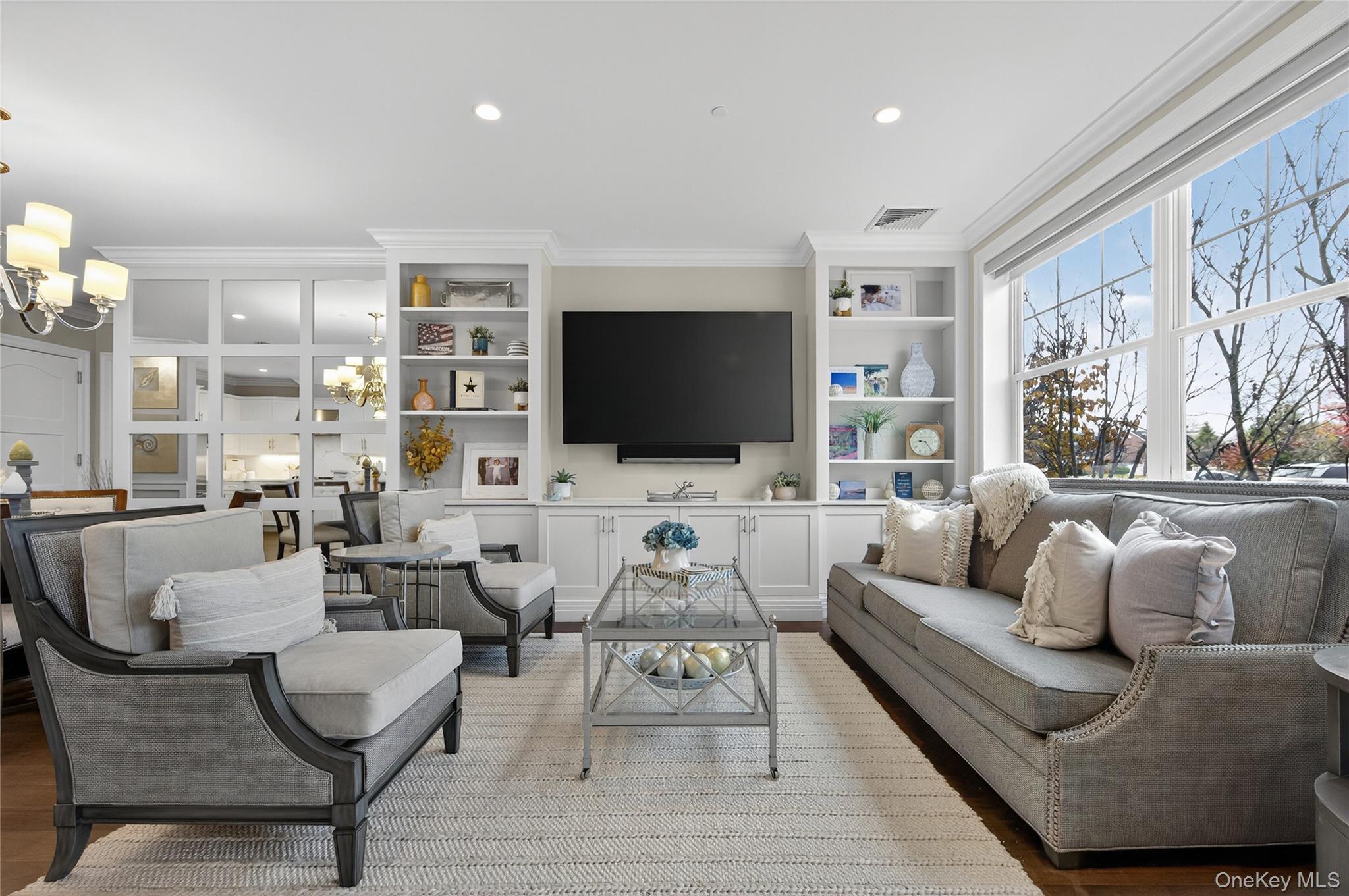 301 Franklin Avenue # 114, Garden City, NY 11530