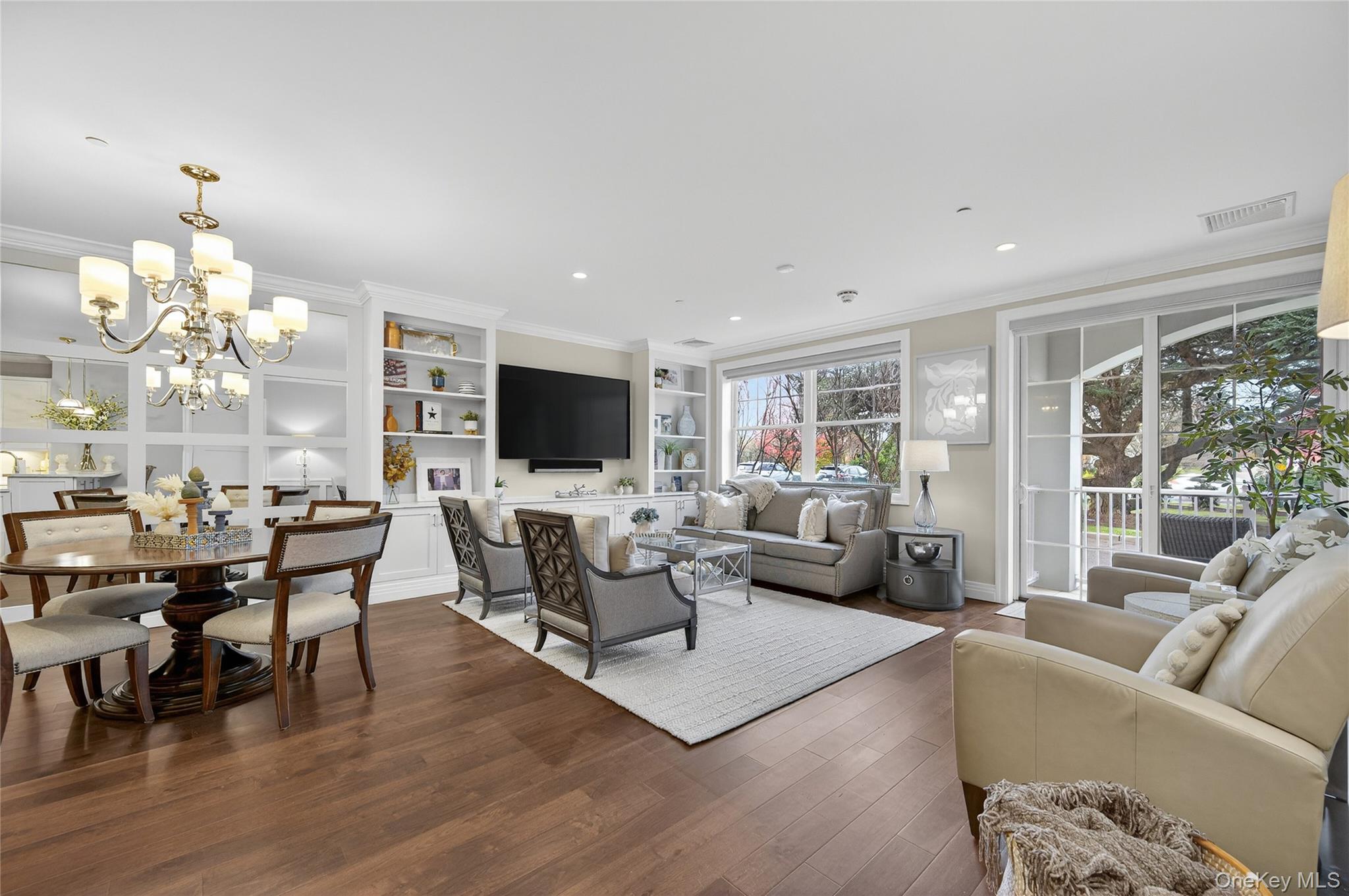 301 Franklin Avenue # 114, Garden City, NY 11530