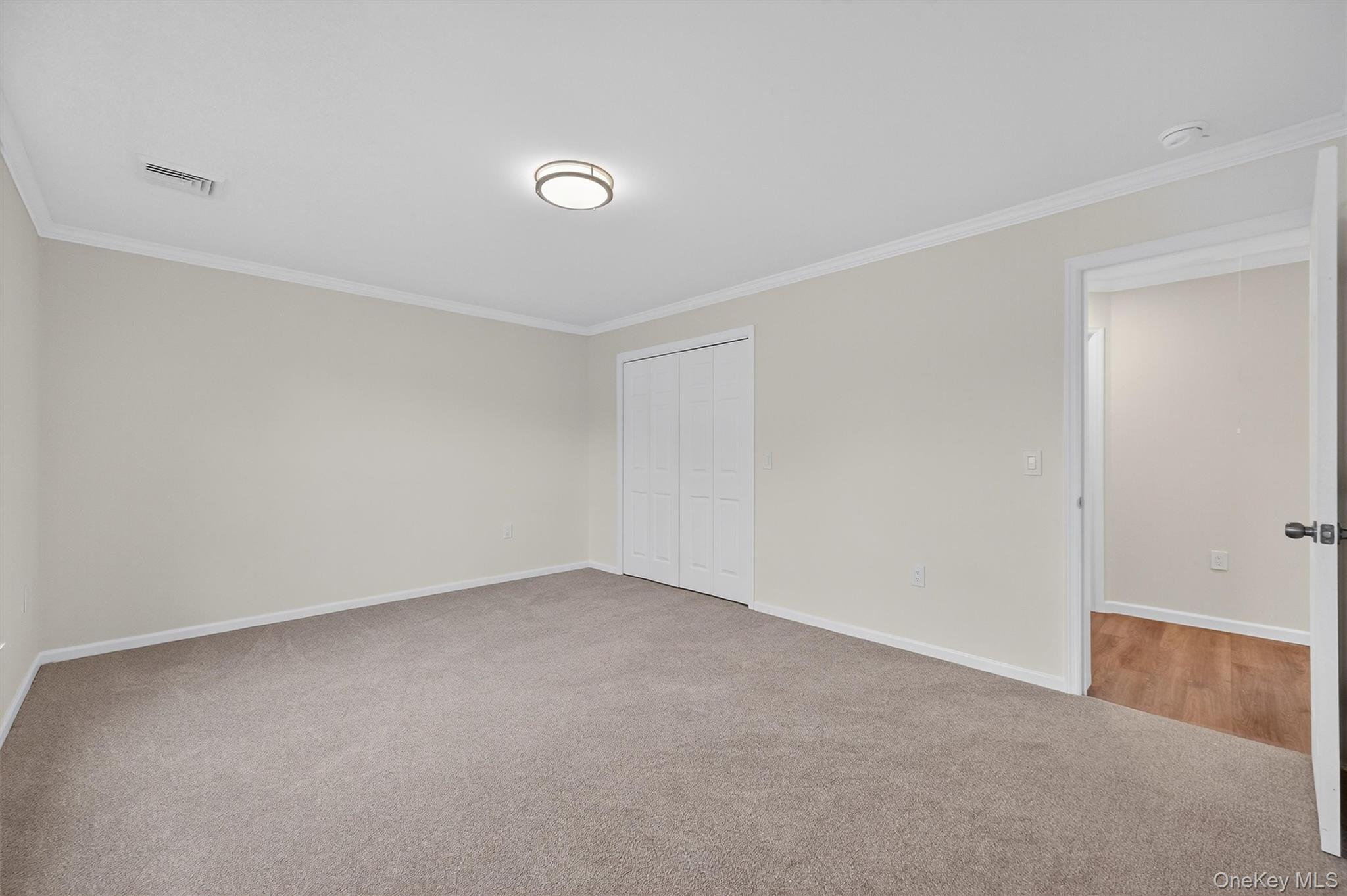 25 Teetsel Street, Saugerties, NY 12477