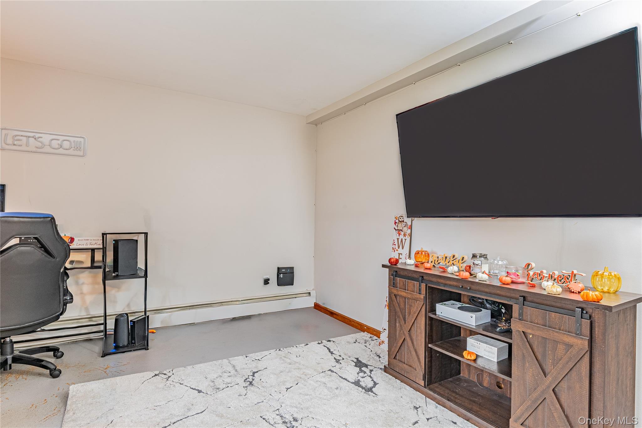 23 Musselman Drive, Poughkeepsie, NY 12601