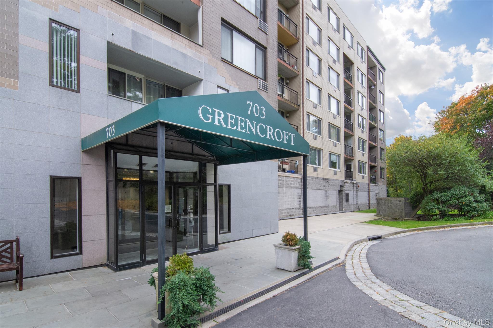 703 Pelham RD # 407, New Rochelle, NY 10805