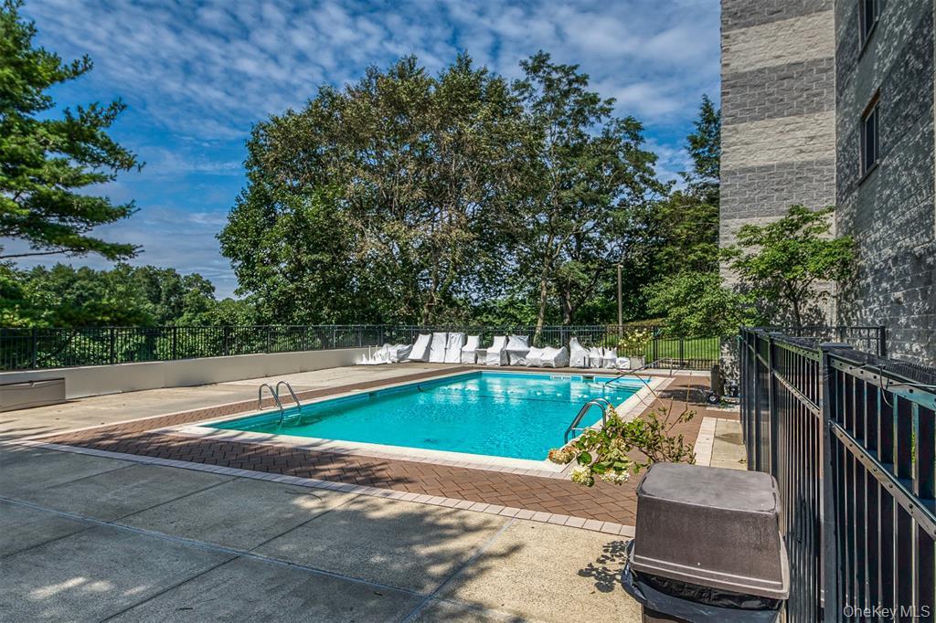 703 Pelham Road # 407, New Rochelle, NY 10805