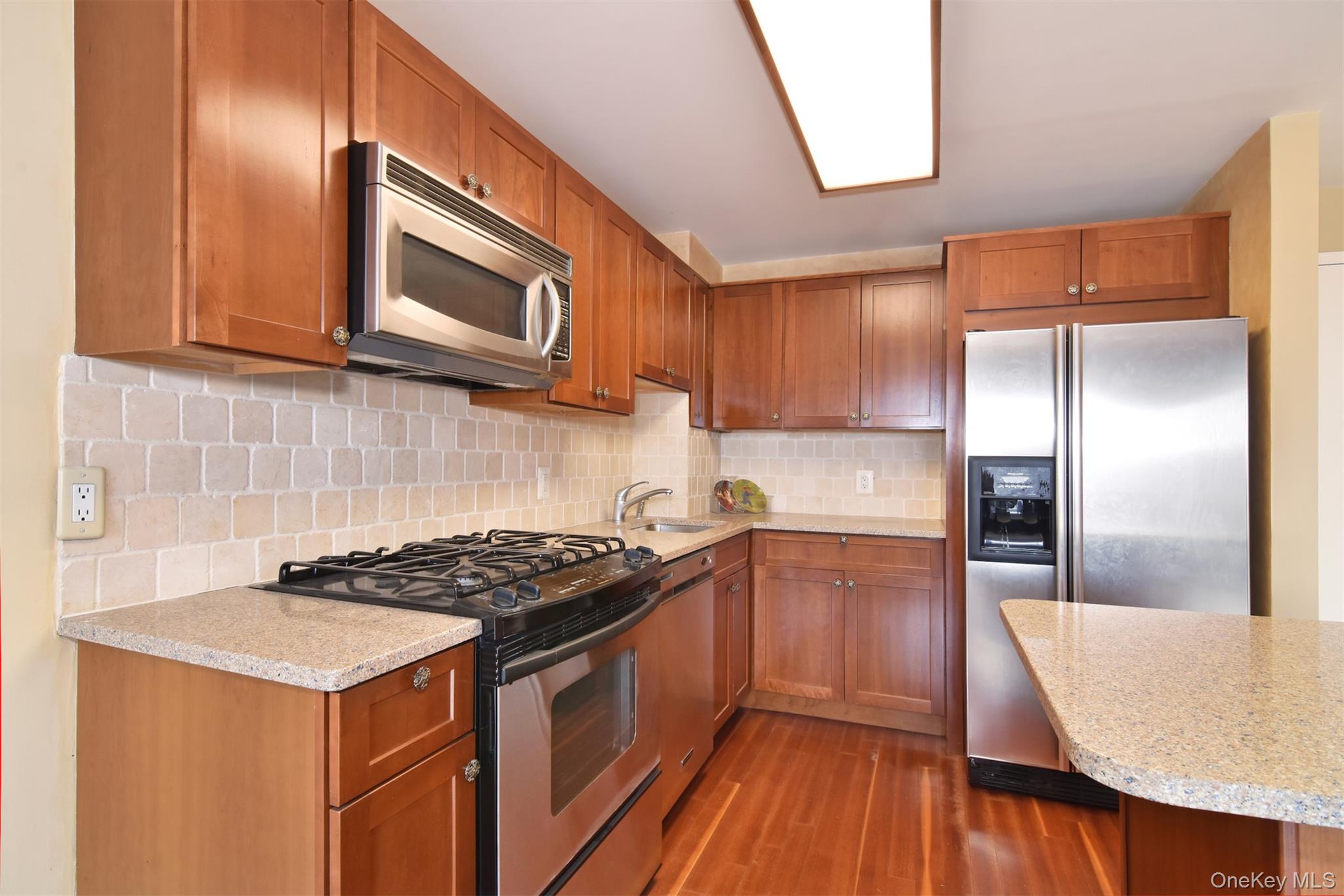 703 Pelham Road # 407, New Rochelle, NY 10805