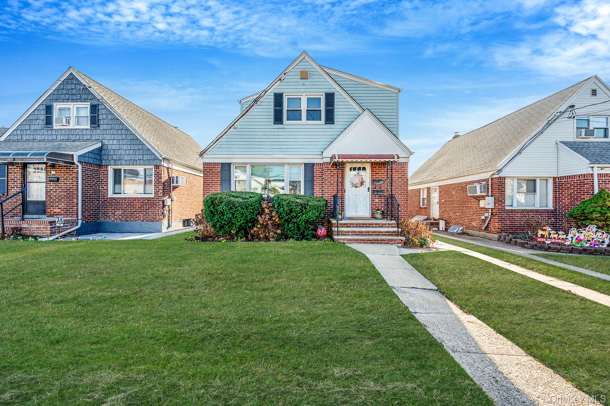 34 Meyer Avenue, Valley Stream, NY 11580