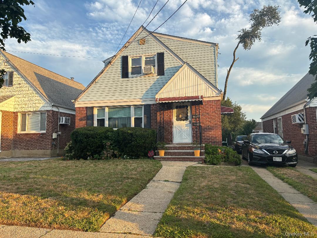 34 Meyer Avenue, Valley Stream, NY 11580