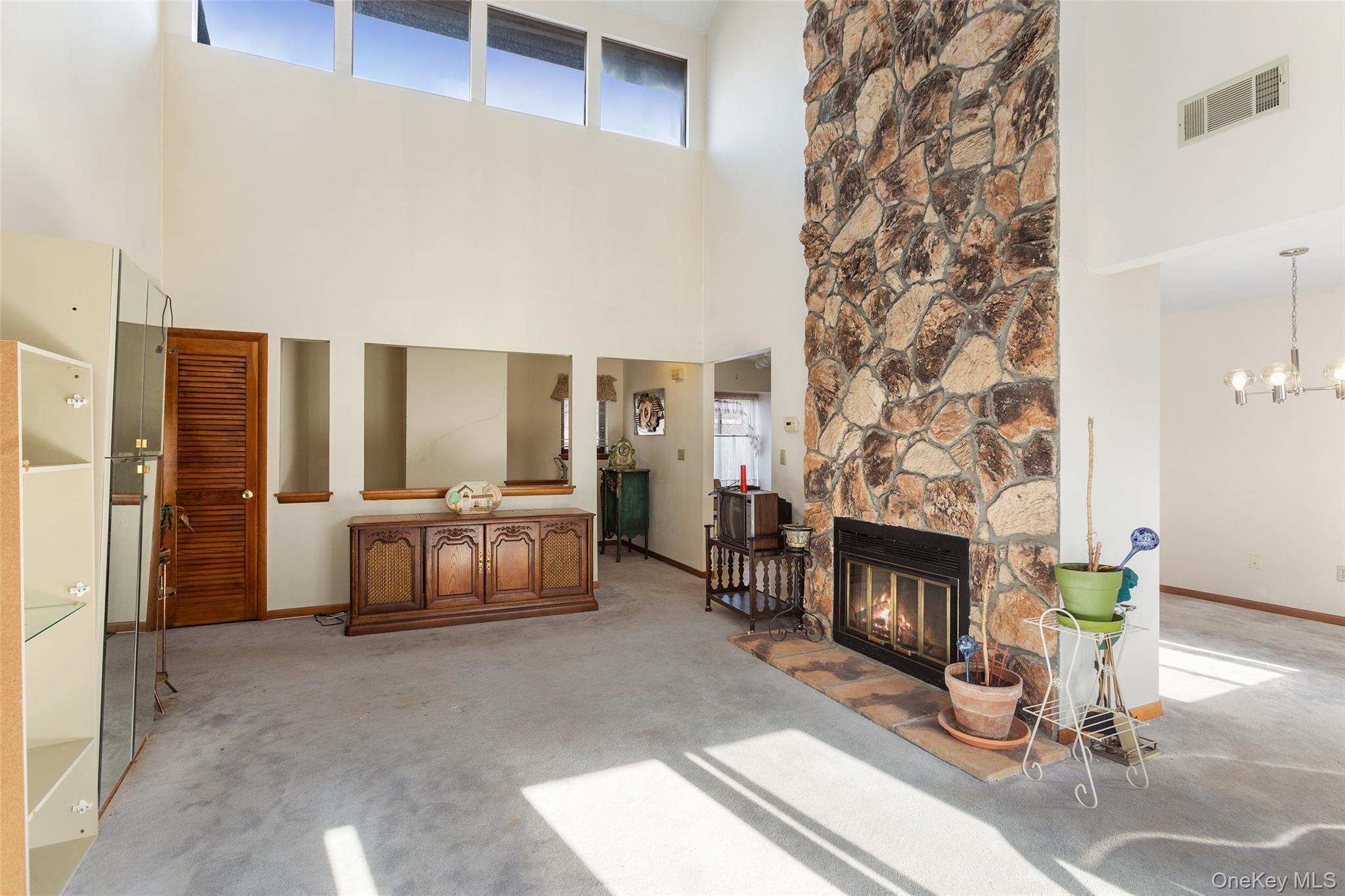 422 Panorama Drive, Mohegan Lake, NY 10547