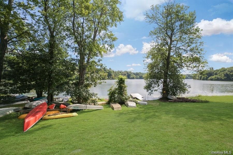 422 Panorama Drive, Mohegan Lake, NY 10547