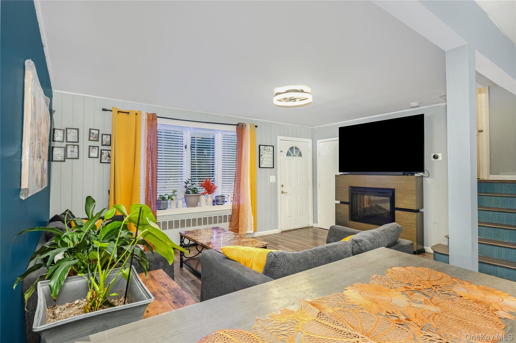 204 Bayside Avenue, Oceanside, NY 11572