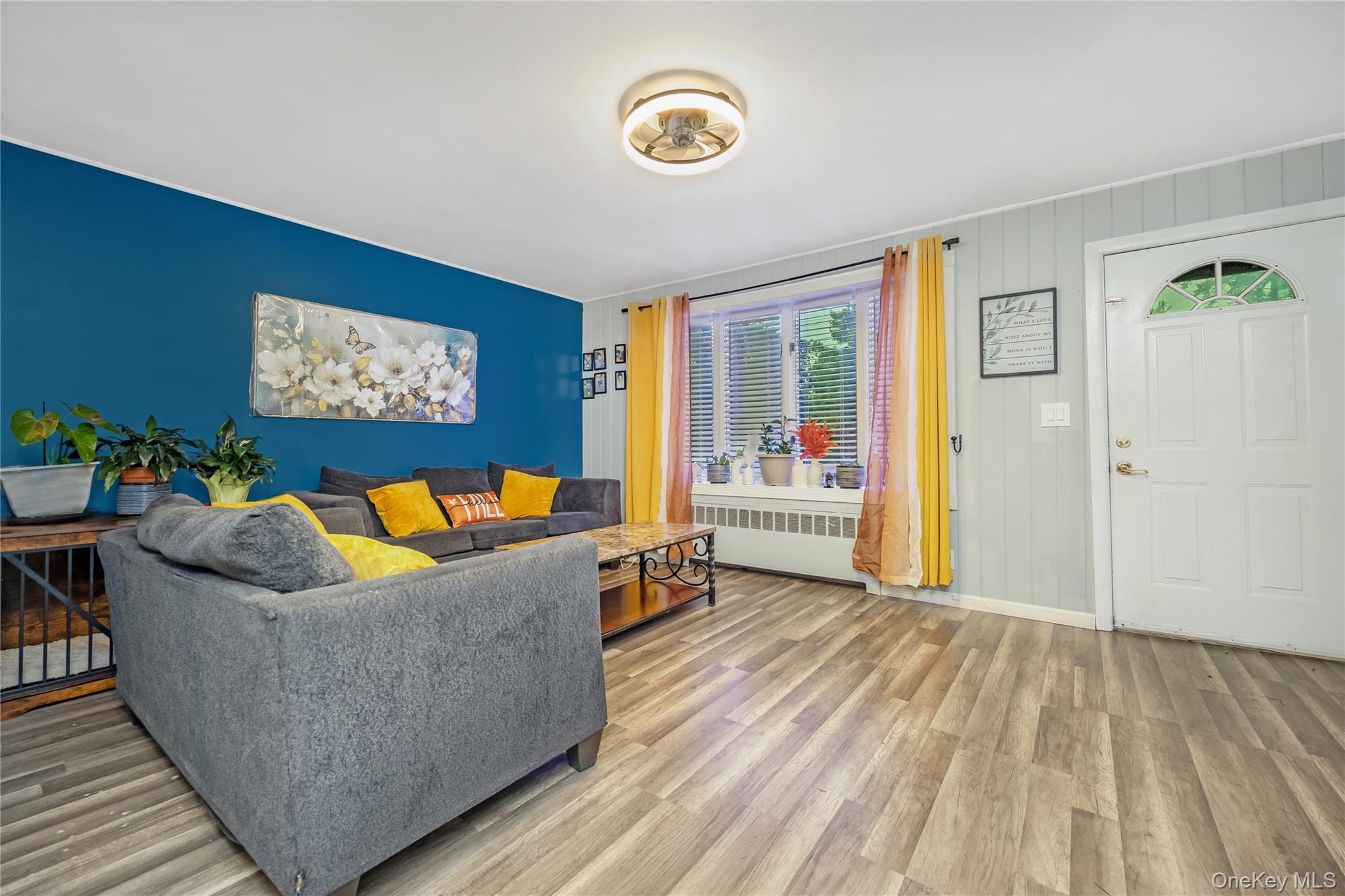 204 Bayside Avenue, Oceanside, NY 11572