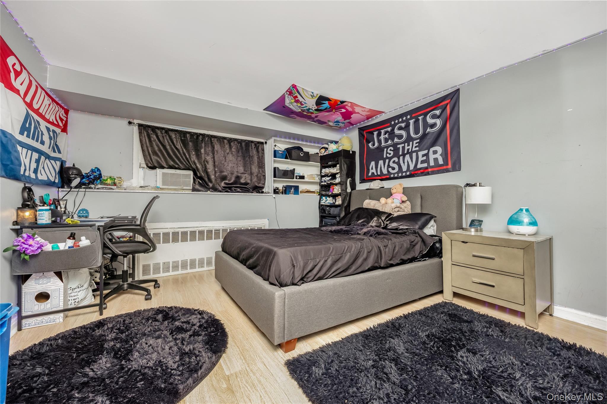 204 Bayside Avenue, Oceanside, NY 11572