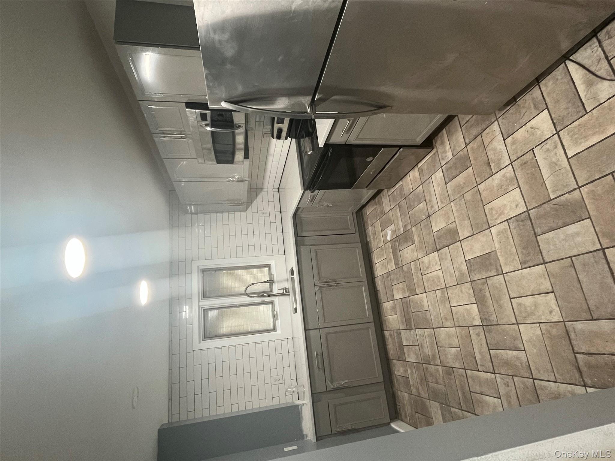 637 Veterans Highway, Smithtown, NY 11787