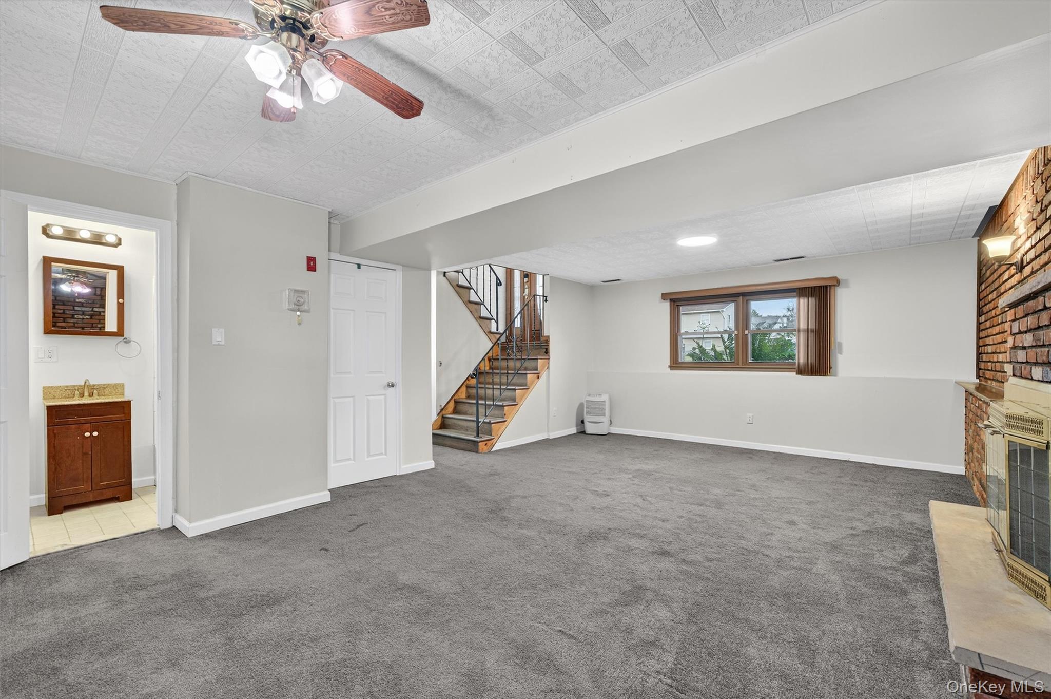 8 Badami Drive, Middletown, NY 10941