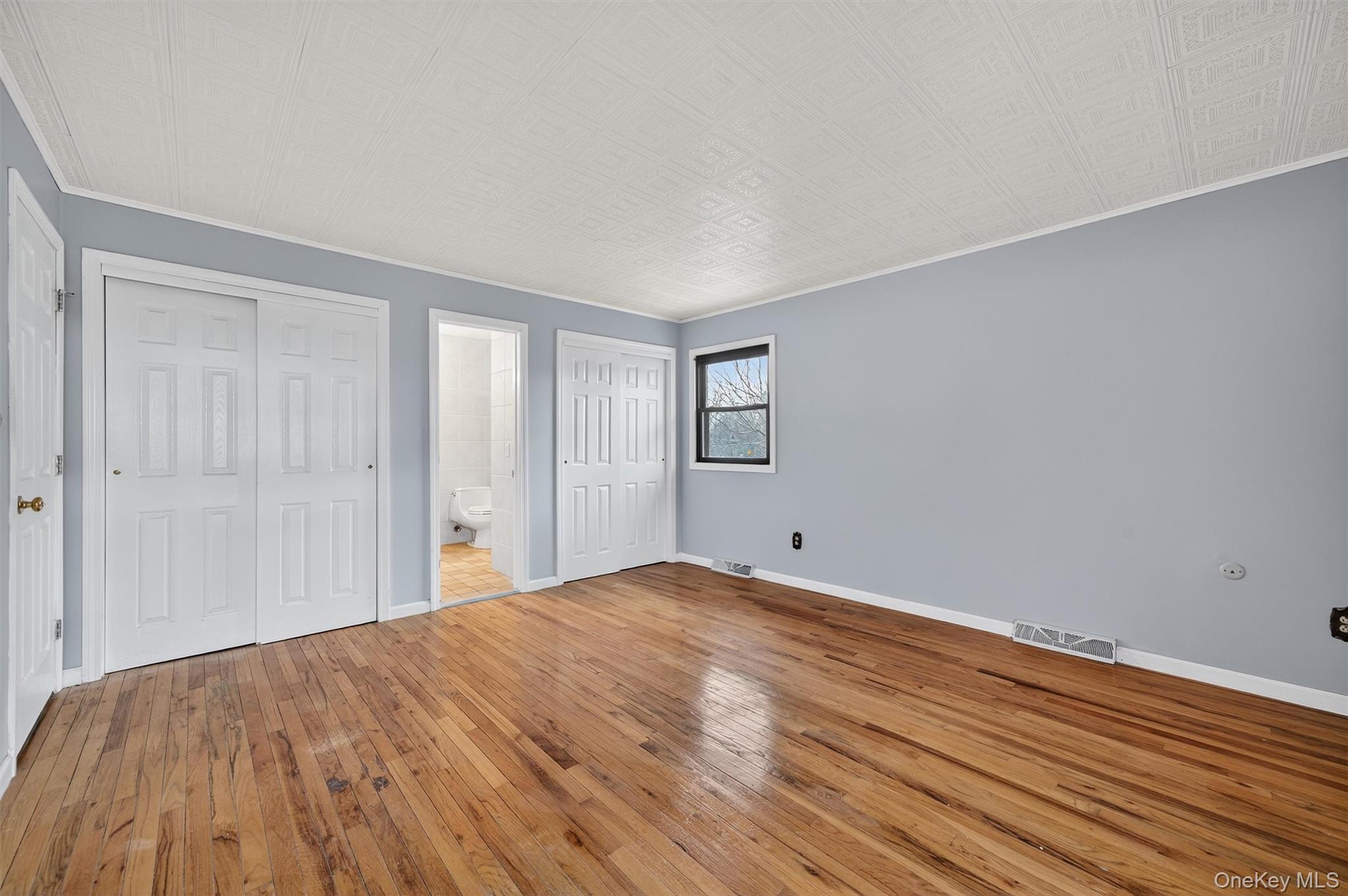 8 Badami Drive, Middletown, NY 10941