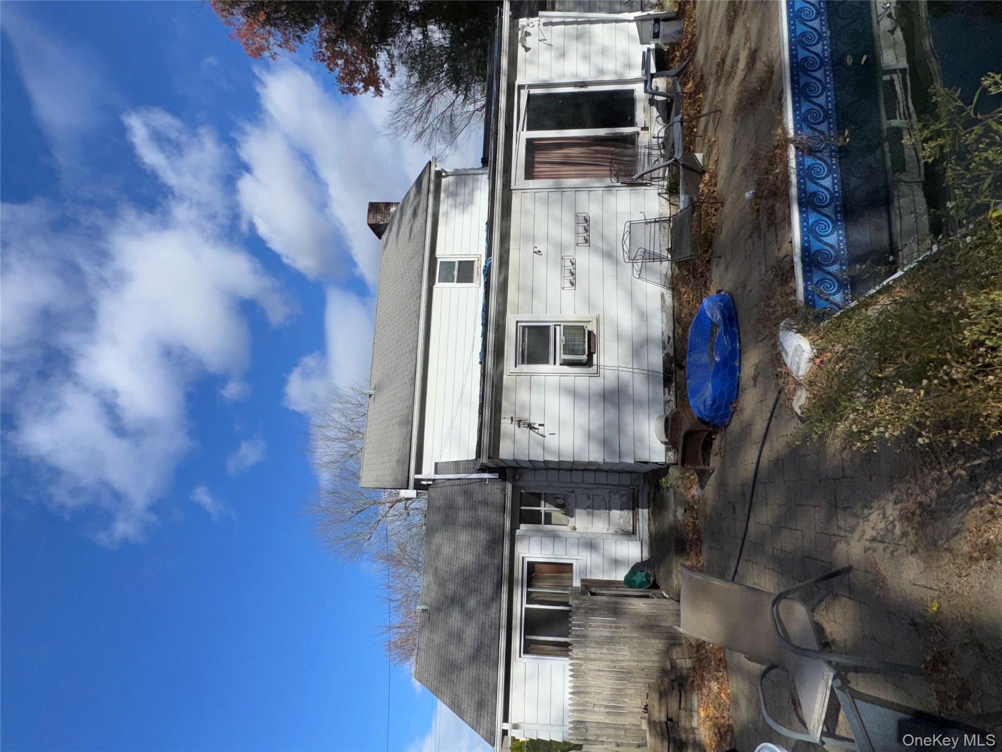 32 Weed Avenue, Hawthorne, NY 10532