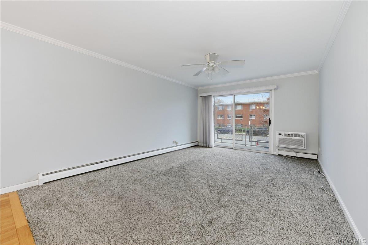 90 S Park Avenue # B2, Rockville Centre, NY 11570