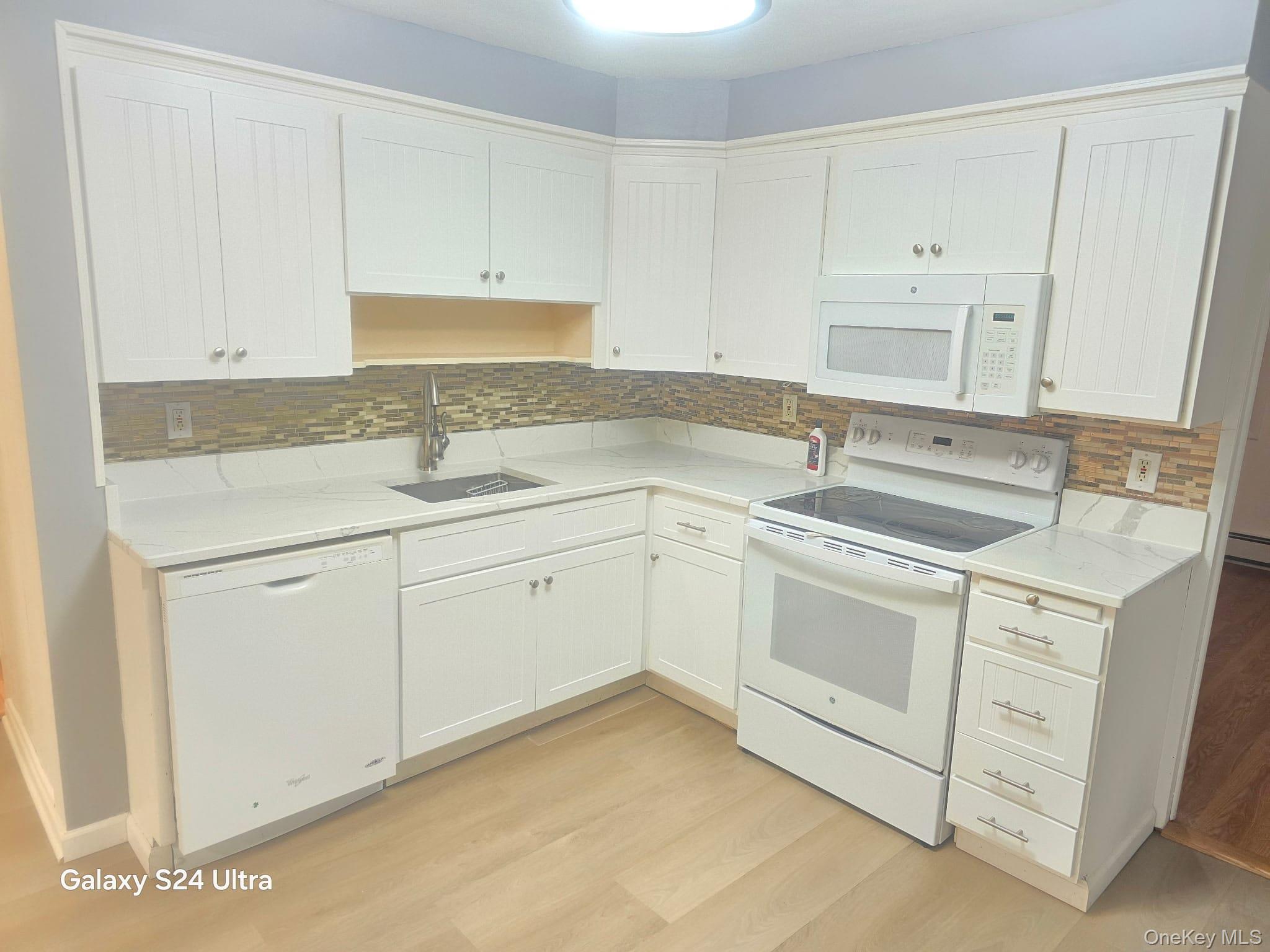 740 Dogwood Avenue # 2nd, Franklin Square, NY 11010