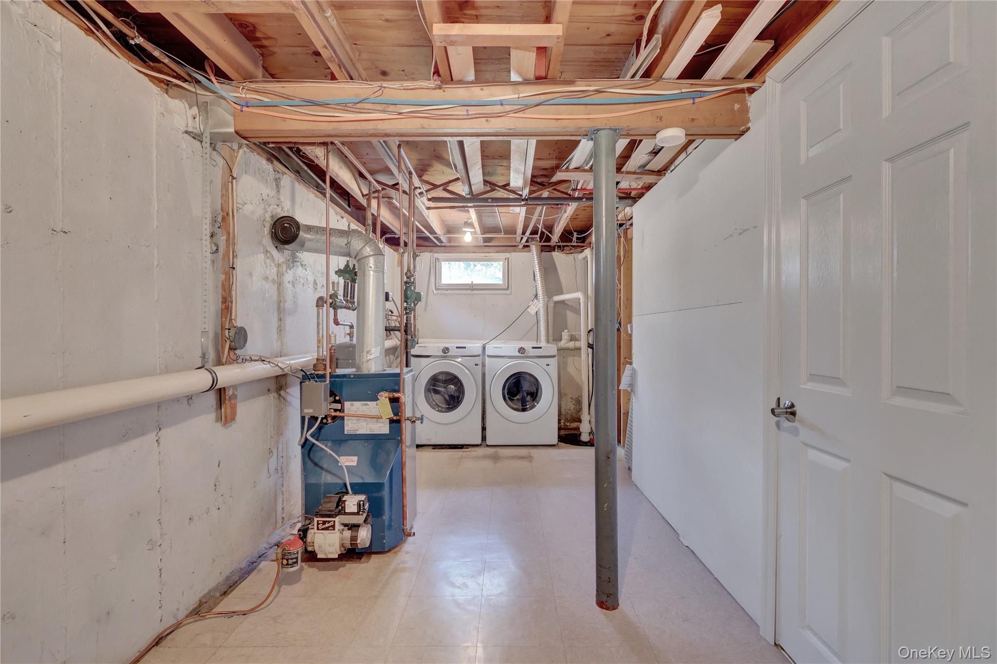 5 Zenith Road, Rocky Point, NY 11778