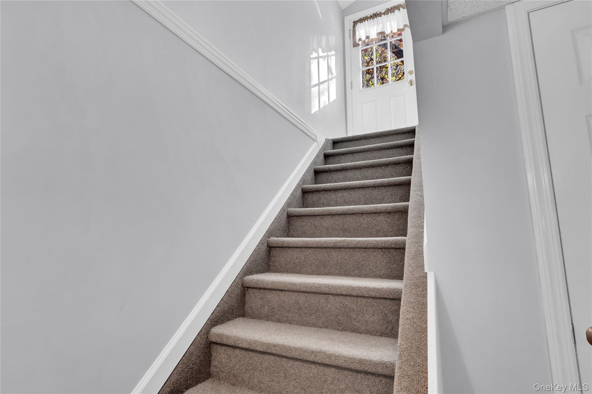 5 Zenith Road, Rocky Point, NY 11778