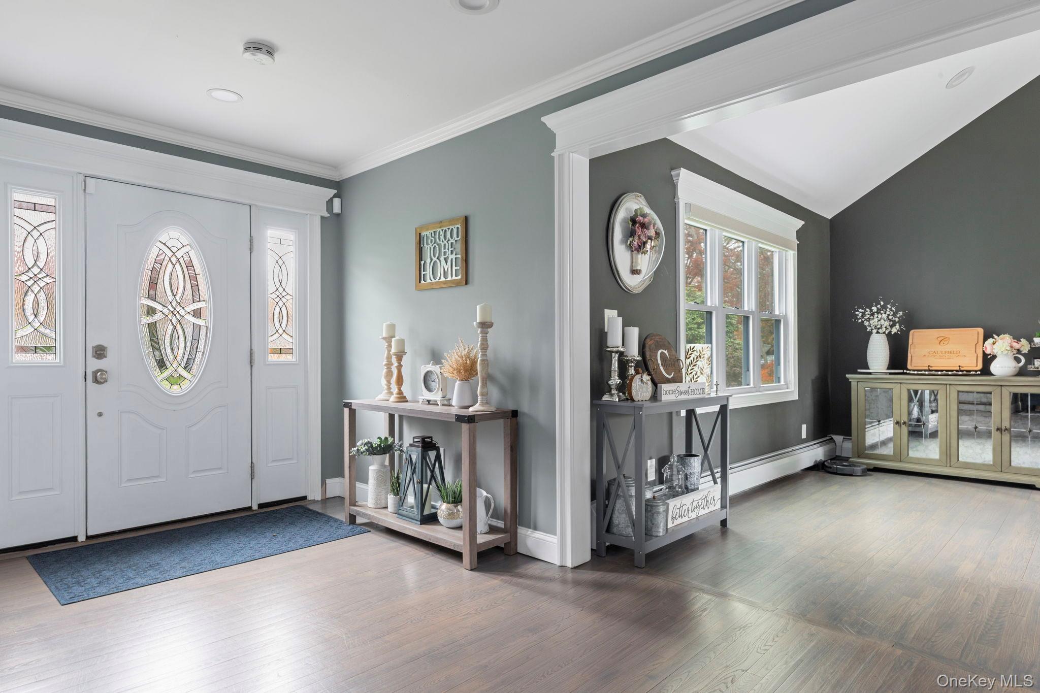 17 Diane Court, Nesconset, NY 11767