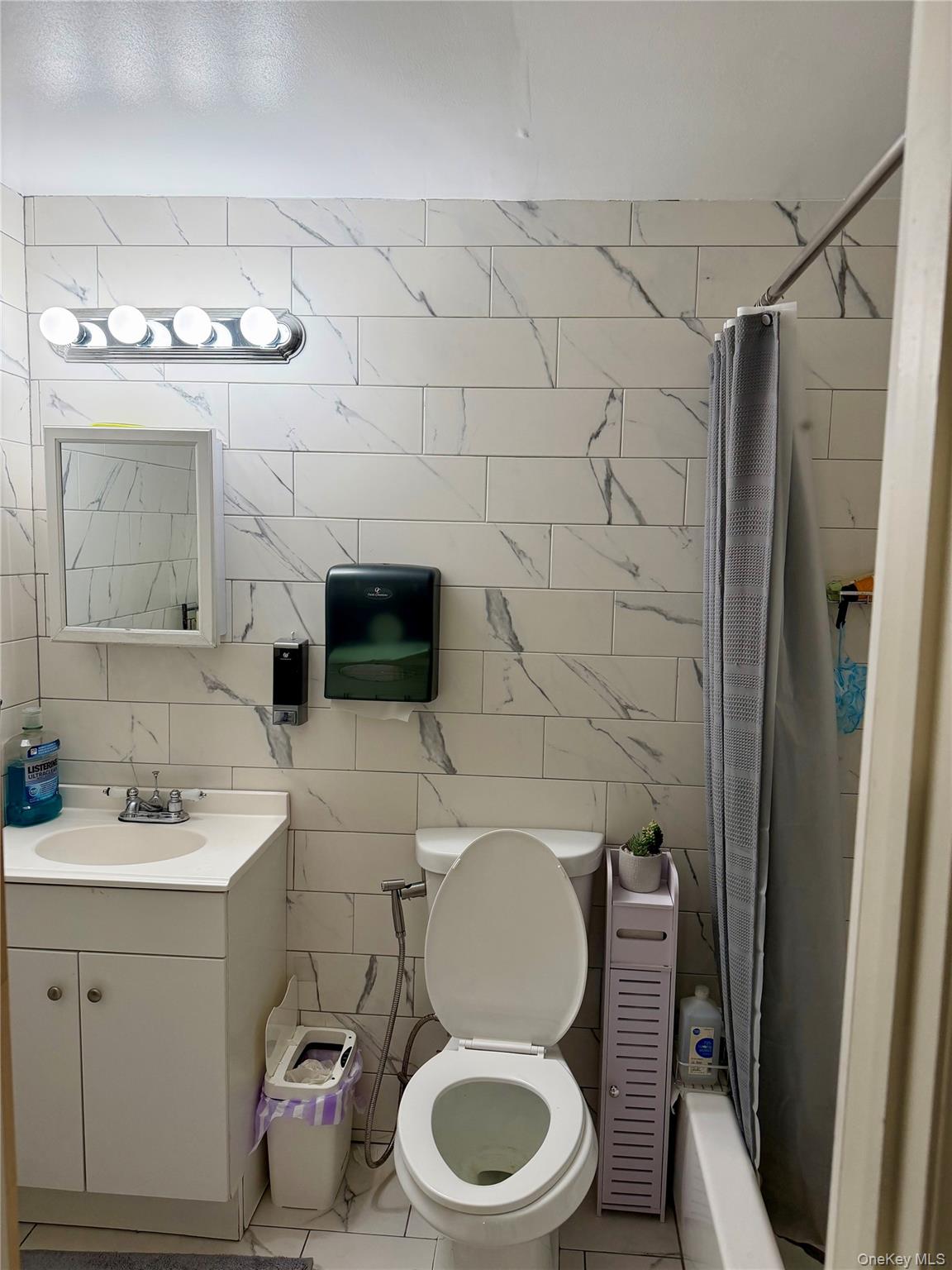 28 Urban Drive, Selden, NY 11784