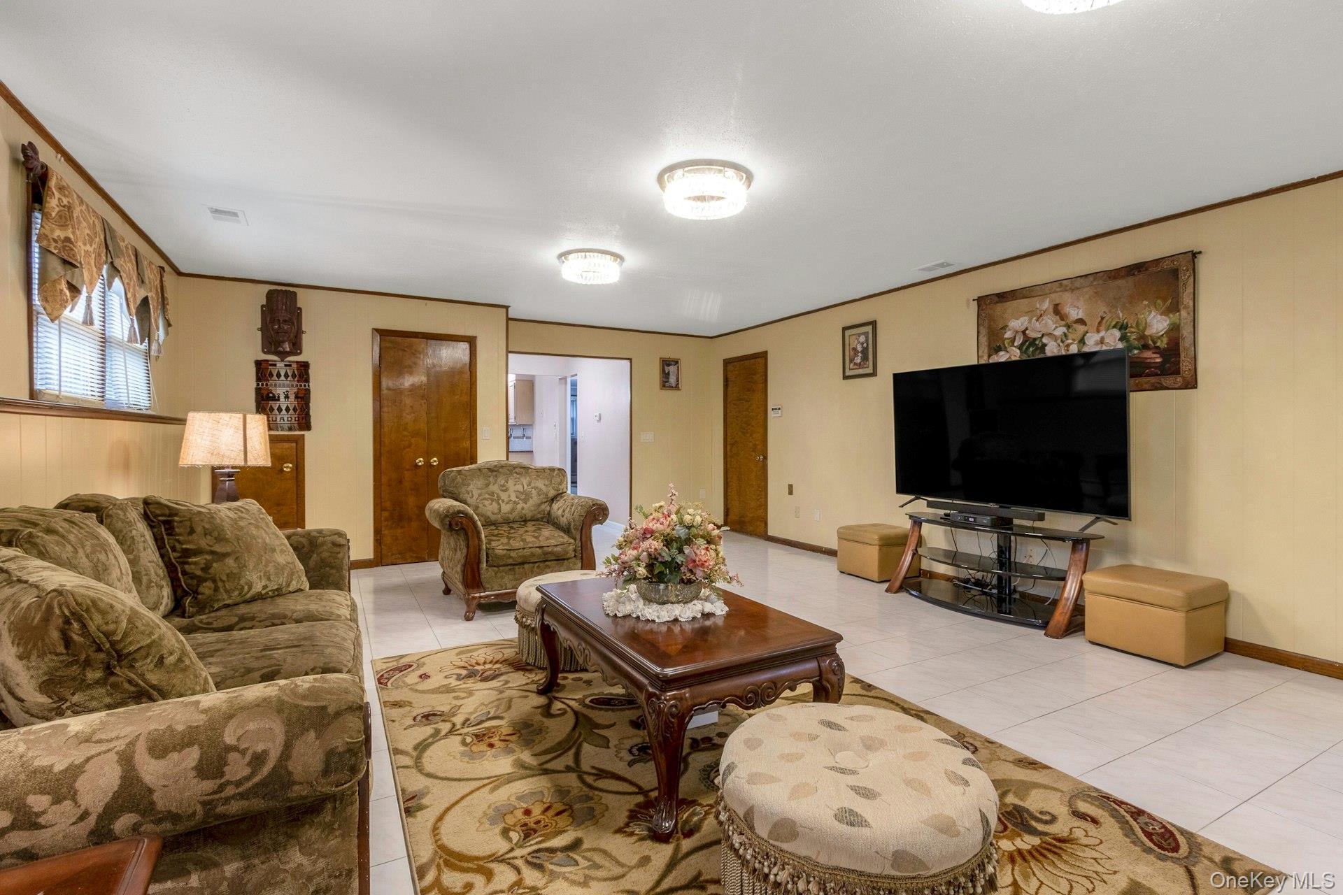 44 Greenridge Way, Spring Valley, NY 10977