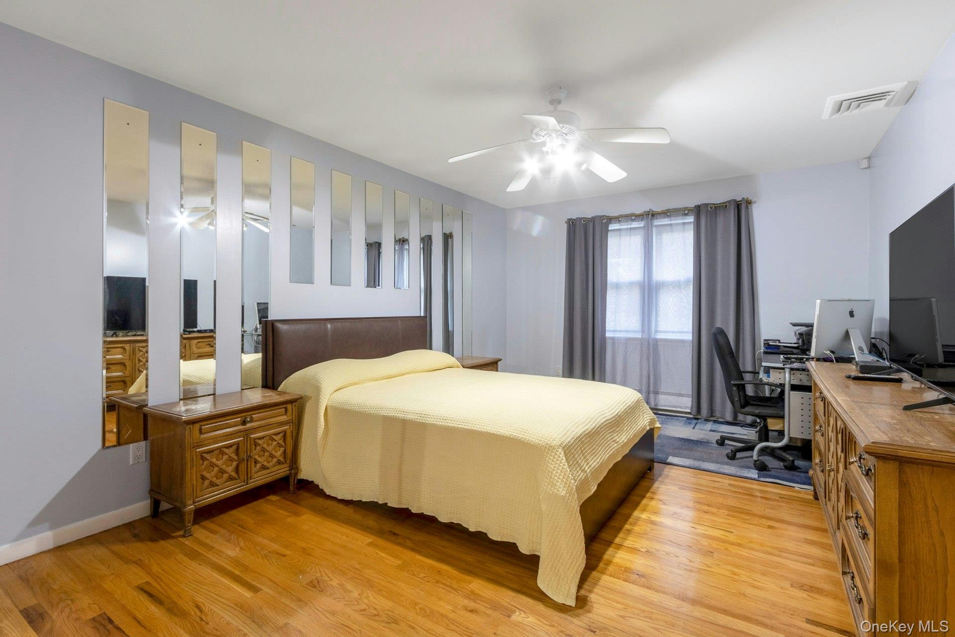 44 Greenridge Way, Spring Valley, NY 10977