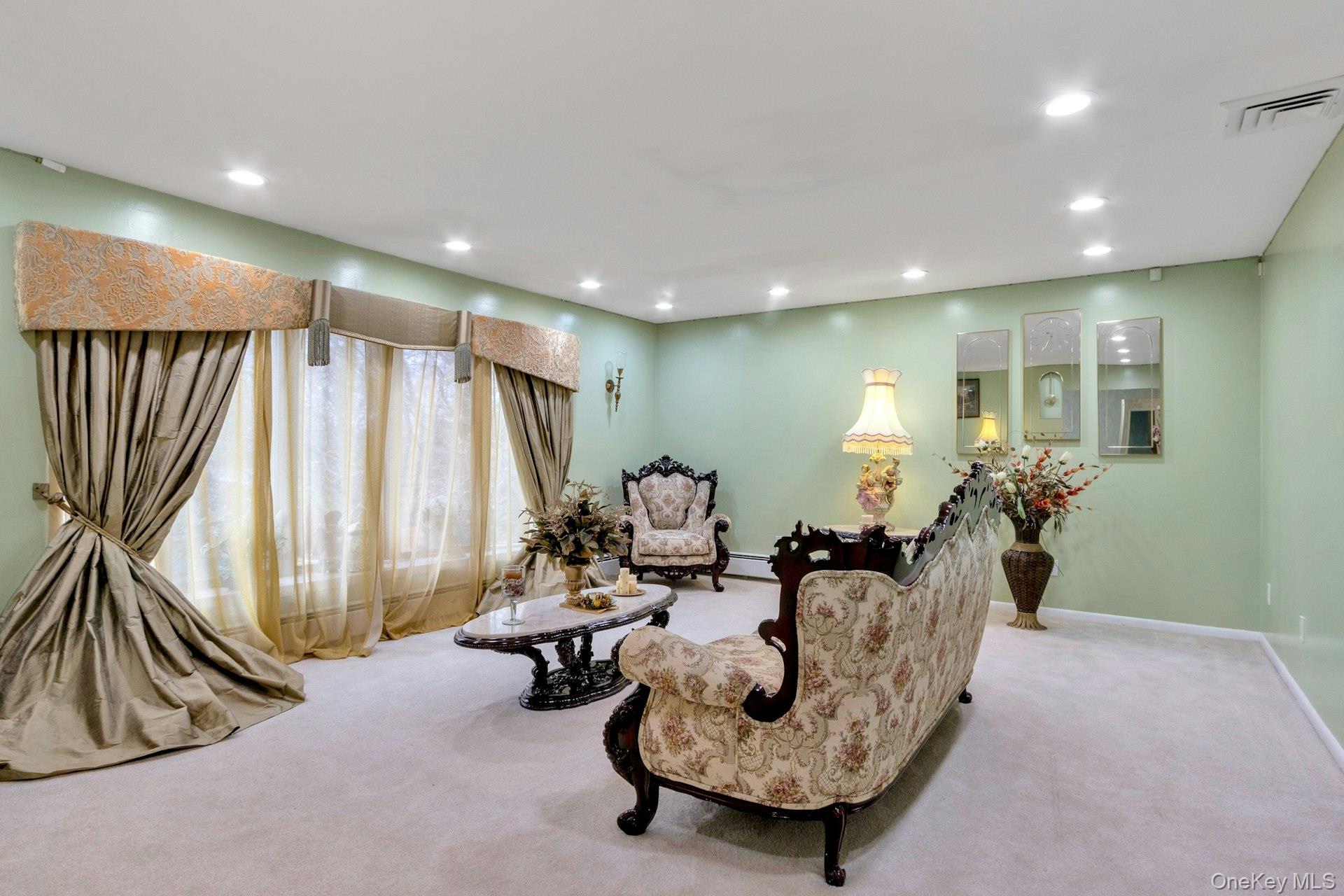 44 Greenridge Way, Spring Valley, NY 10977