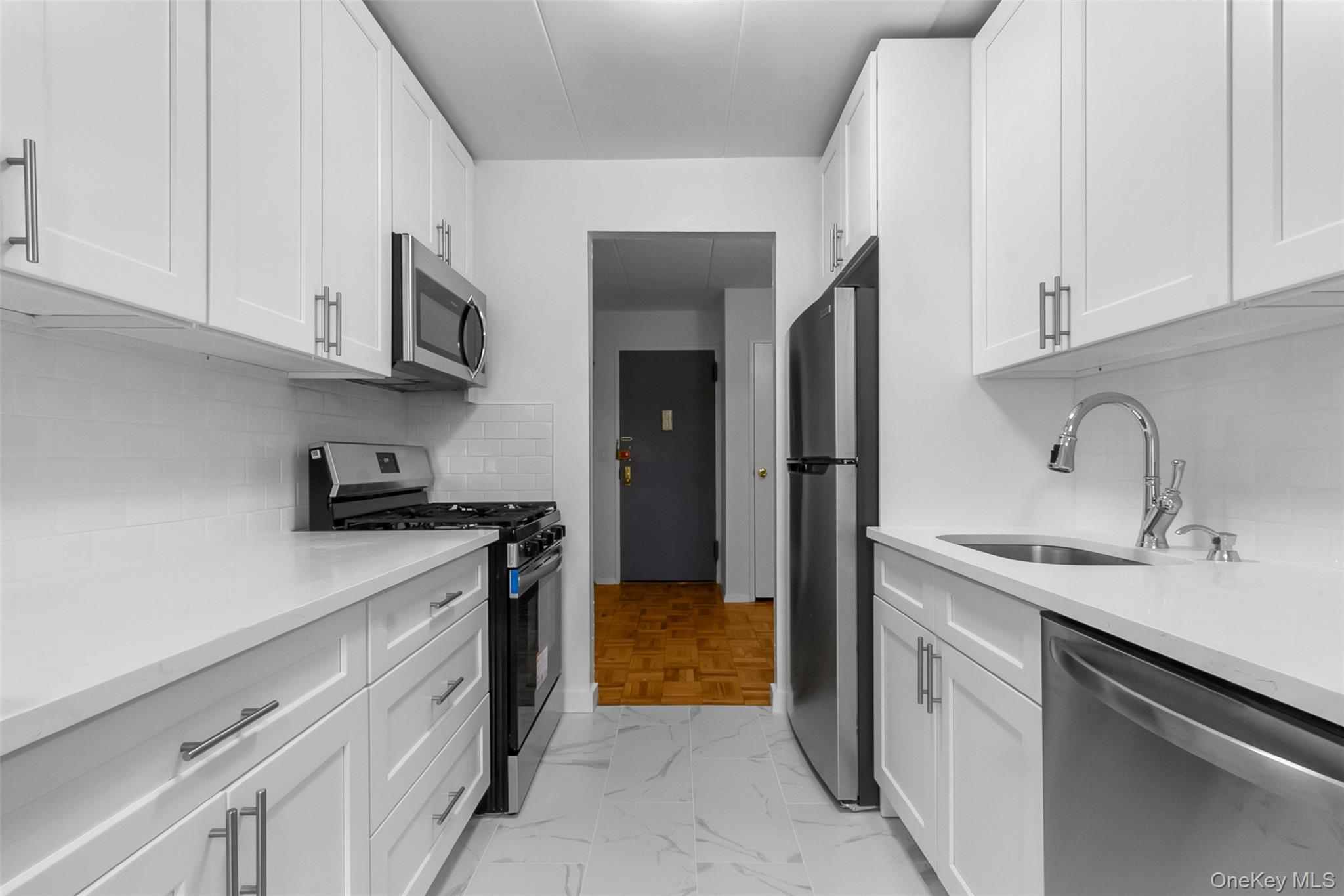 372 Central Park Avenue # 2E, Scarsdale, NY 10583