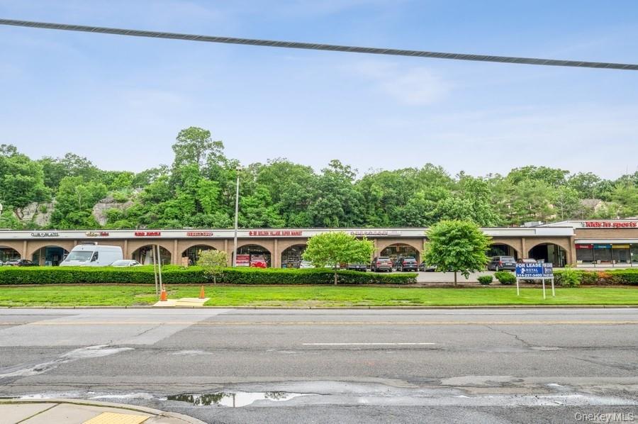 372 Central Park Avenue # 2E, Scarsdale, NY 10583