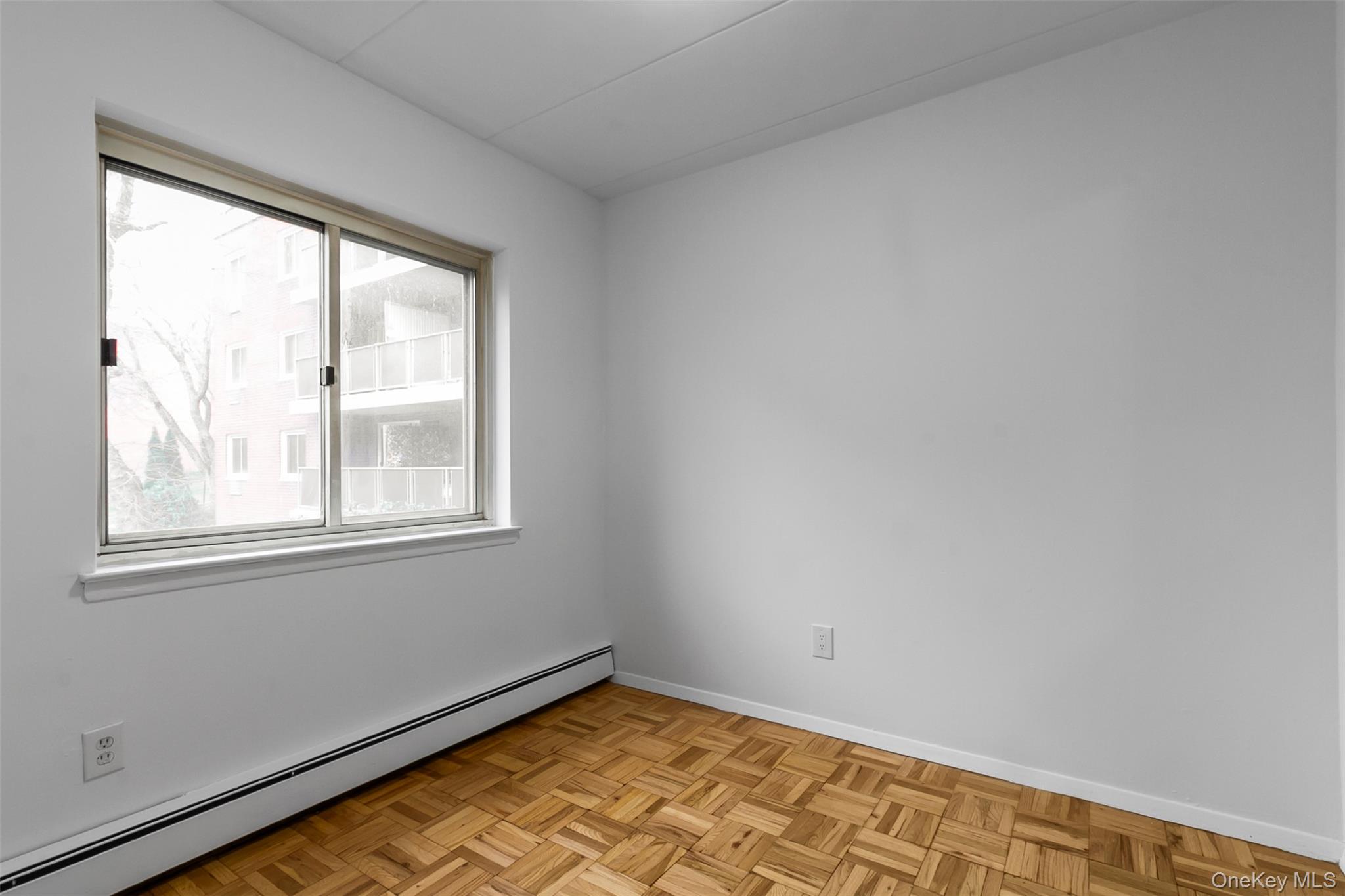 372 Central Park Avenue # 2E, Scarsdale, NY 10583