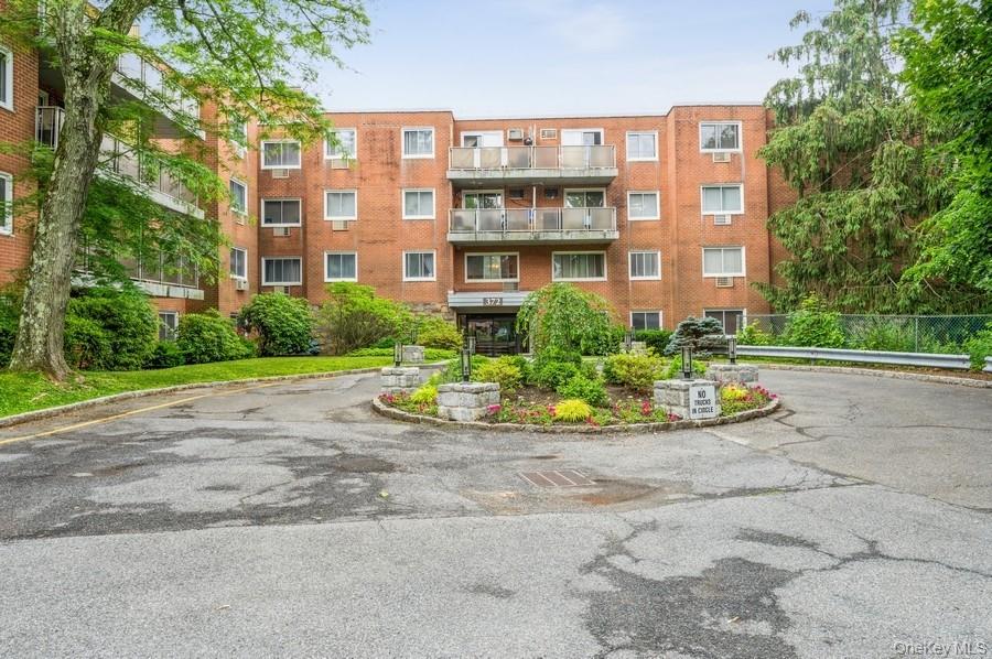 372 Central Park Avenue # 2E, Scarsdale, NY 10583