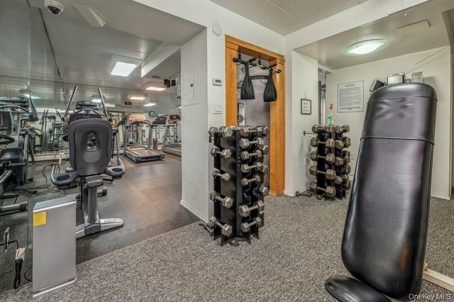 372 Central Park Avenue # 2E, Scarsdale, NY 10583