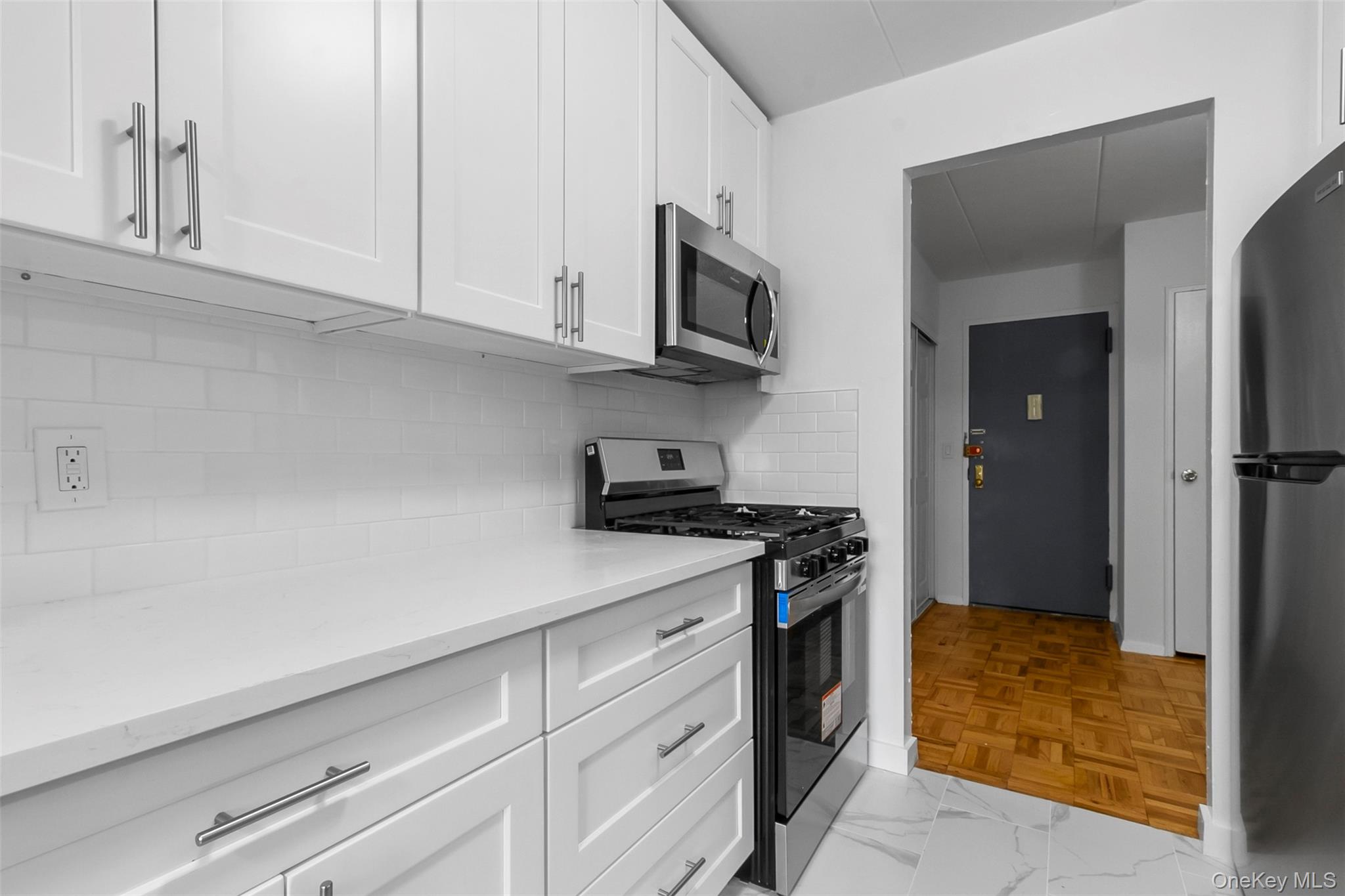 372 Central Park Avenue # 2E, Scarsdale, NY 10583