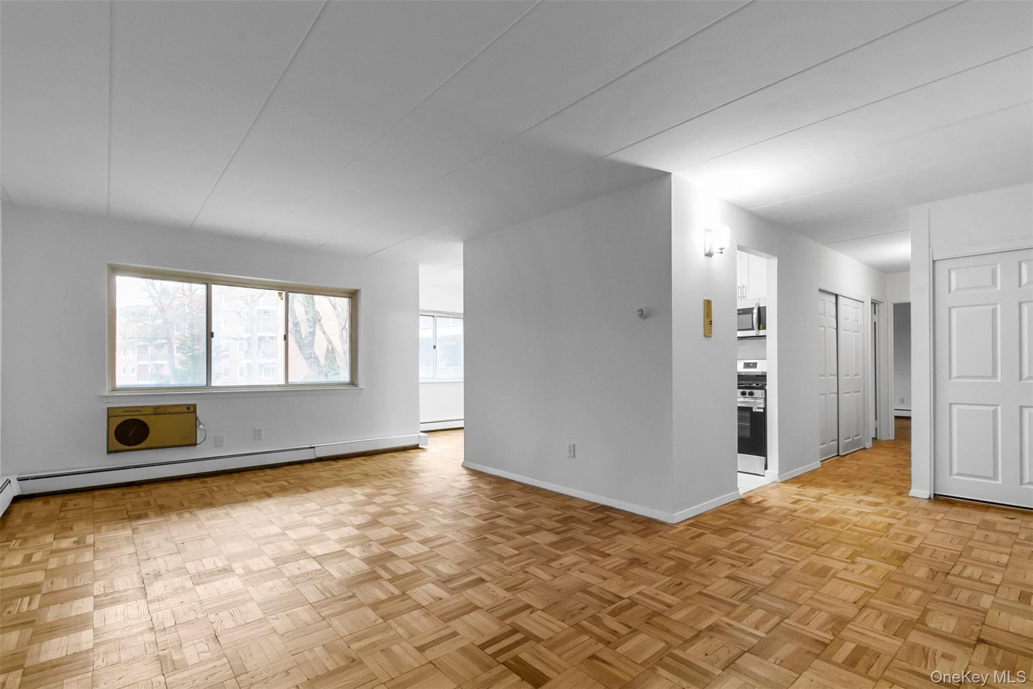 372 Central Park Avenue # 2E, Scarsdale, NY 10583