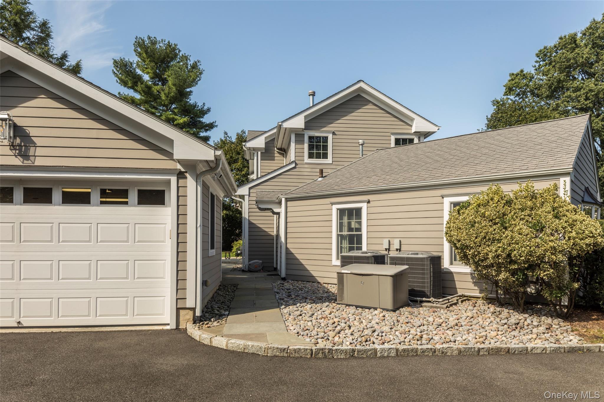 52 Woodland Avenue, Bronxville, NY 10708