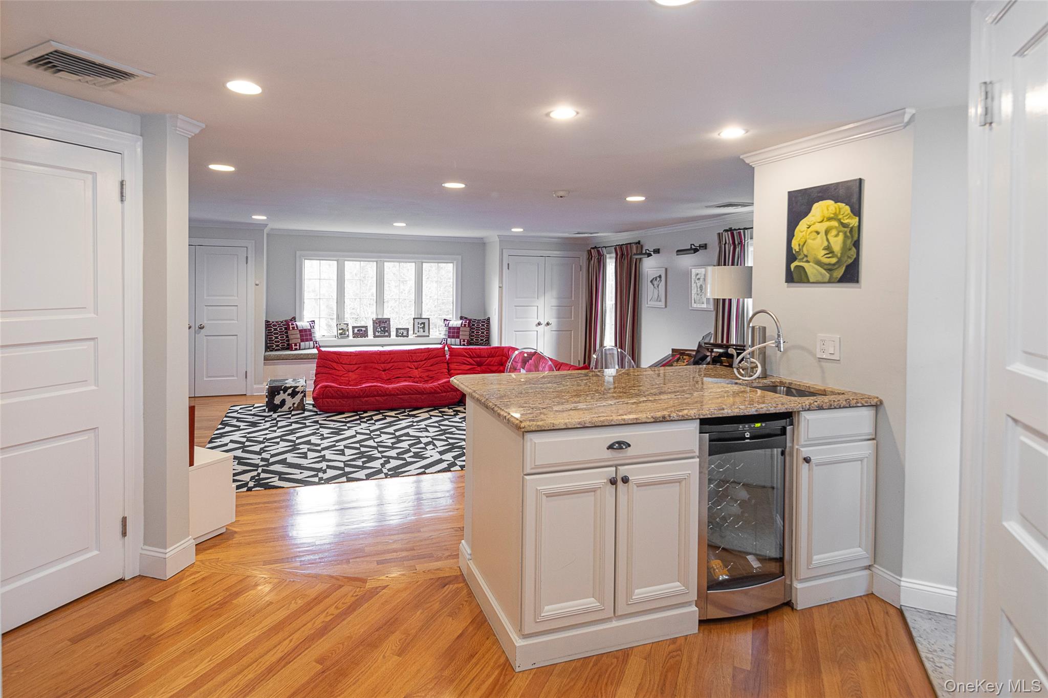 52 Woodland Avenue, Bronxville, NY 10708