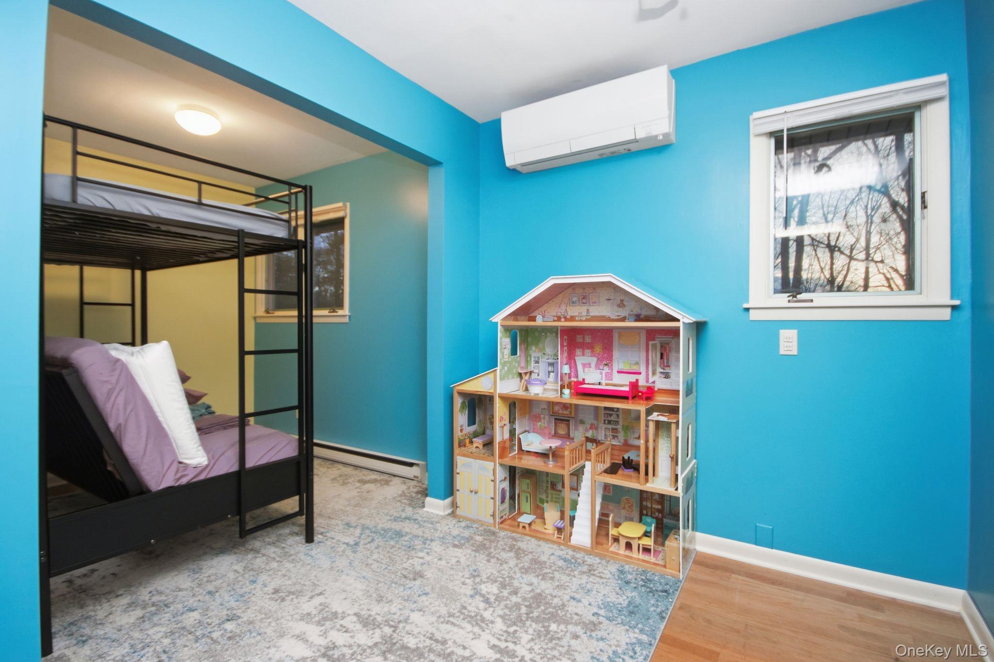 157 Roosevelt Road, Hyde Park, NY 12538