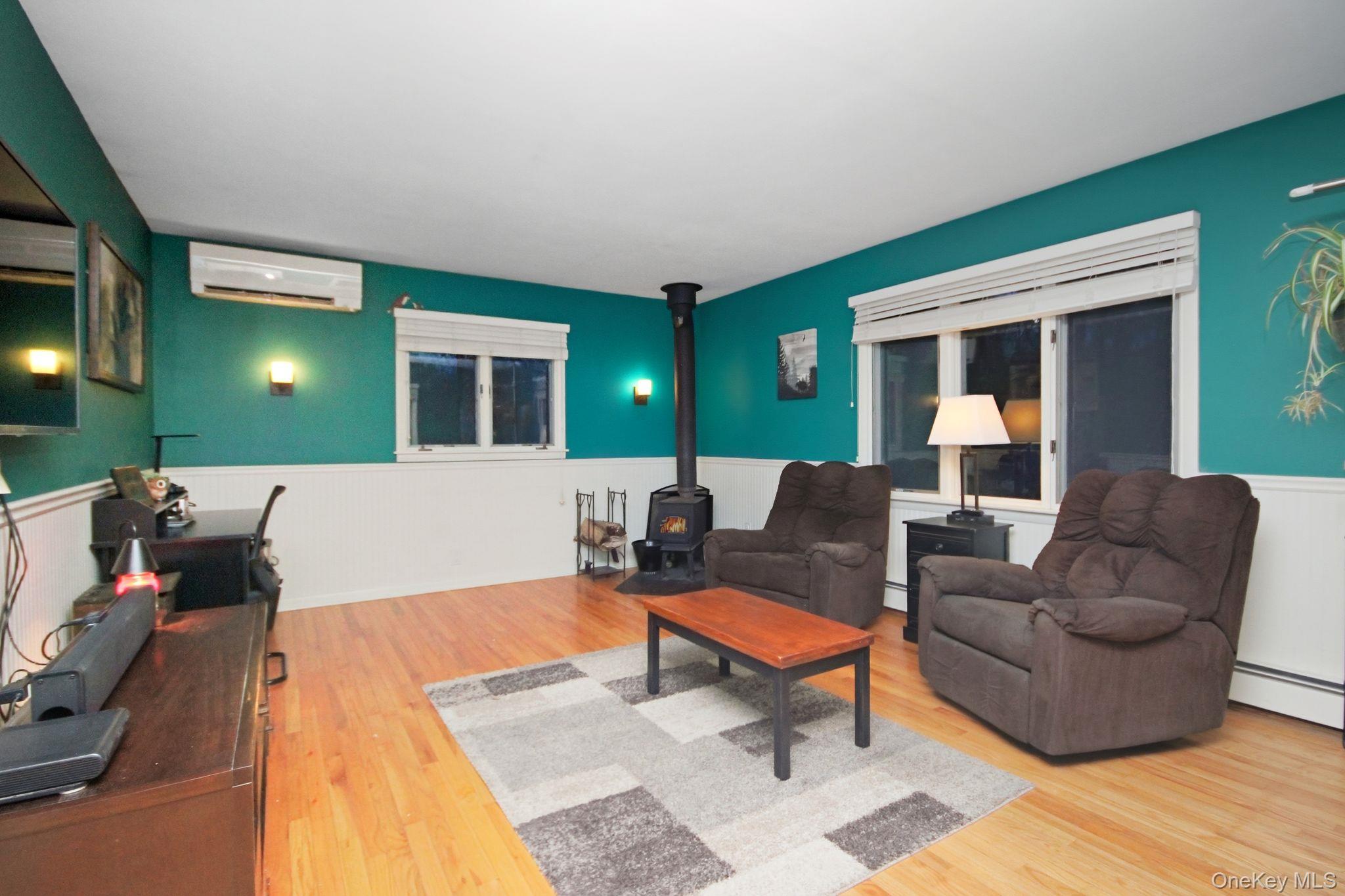 157 Roosevelt Road, Hyde Park, NY 12538