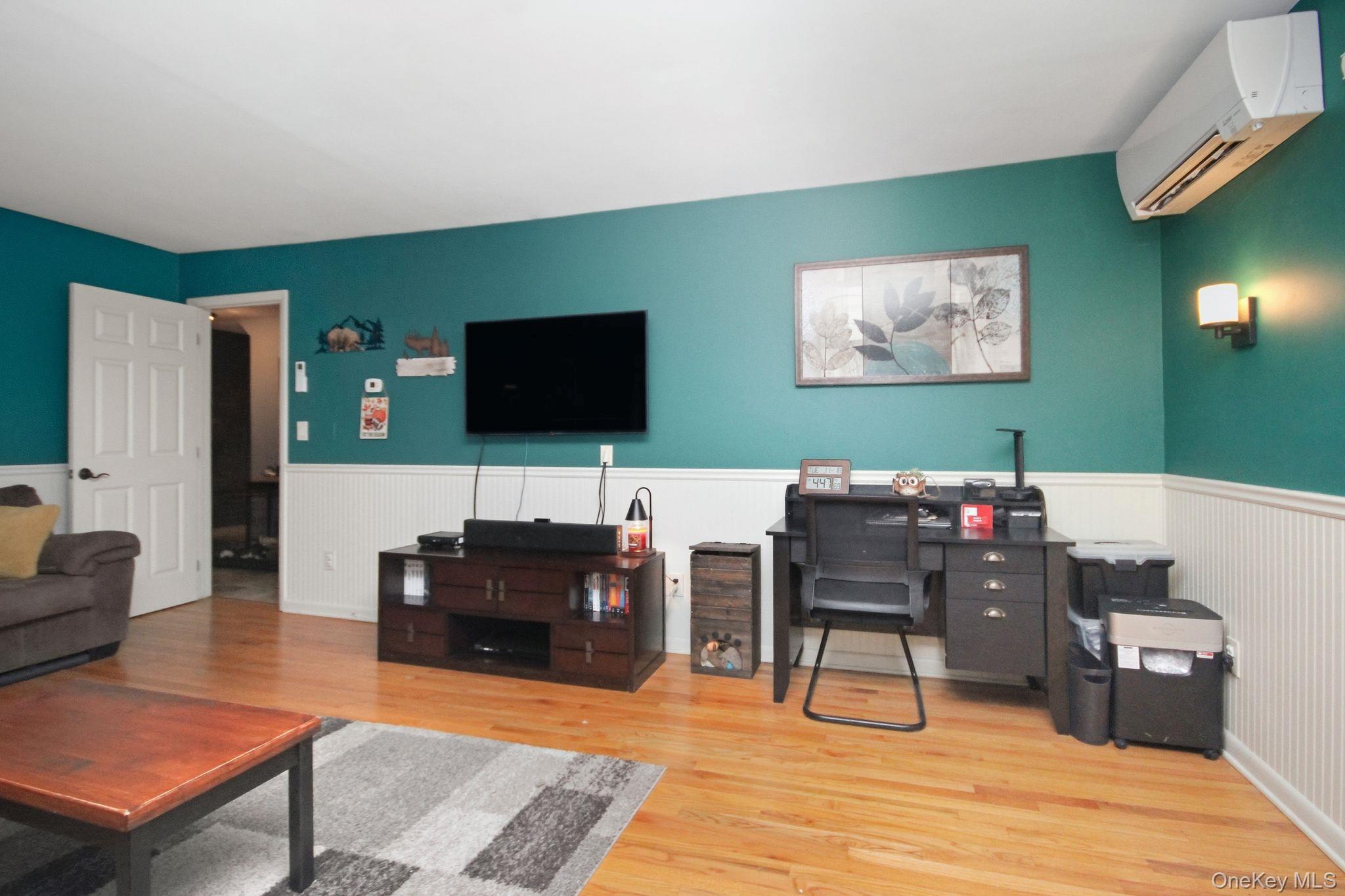 157 Roosevelt Road, Hyde Park, NY 12538