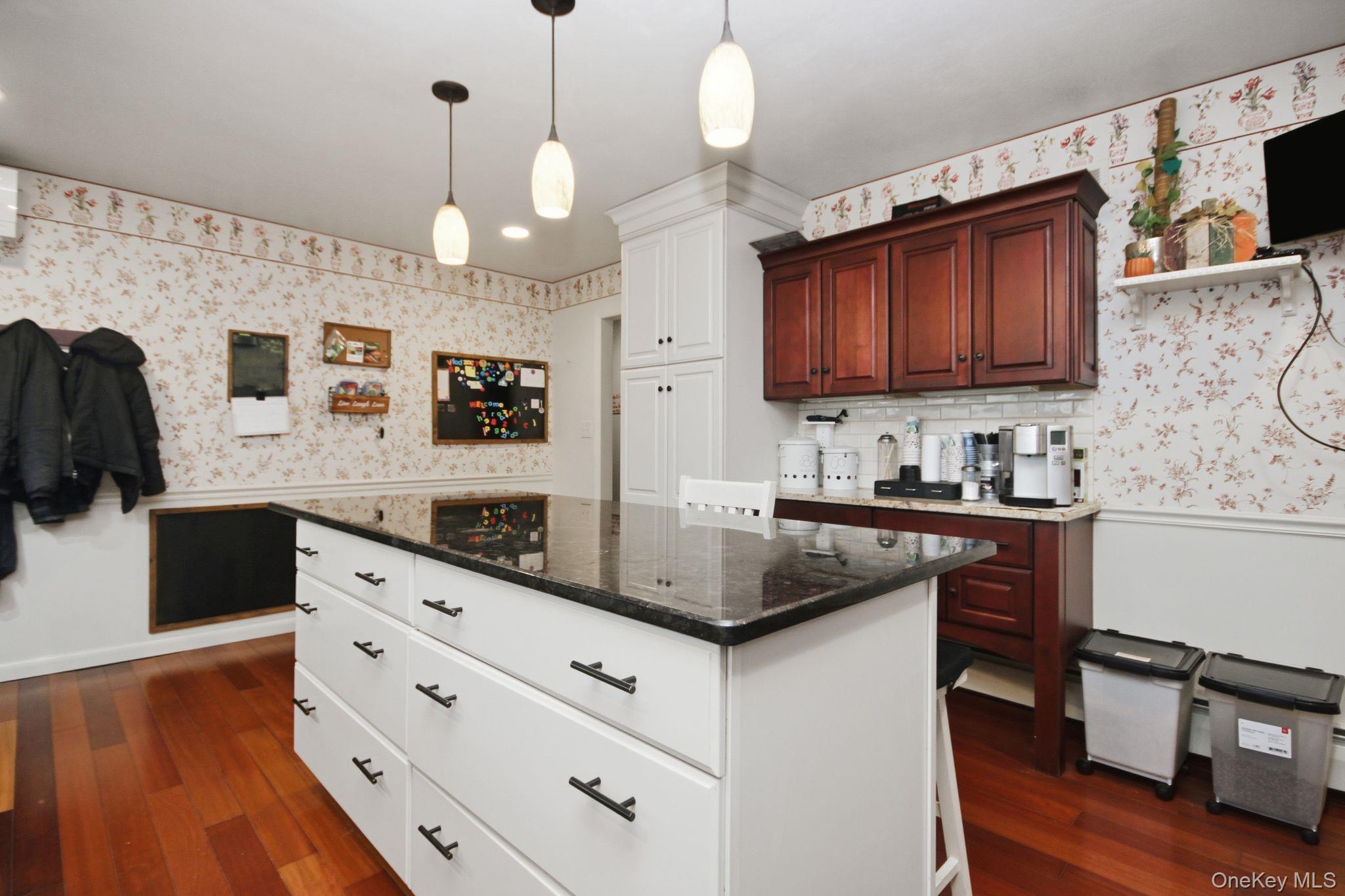 157 Roosevelt Road, Hyde Park, NY 12538