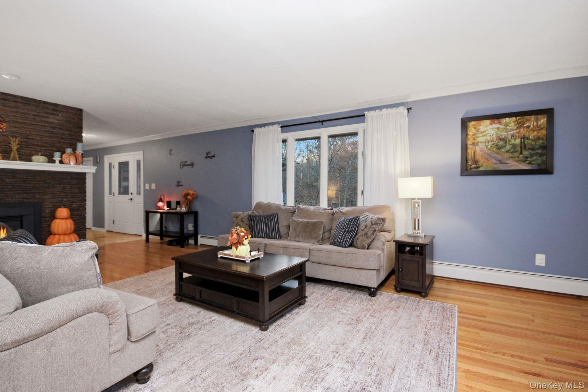 157 Roosevelt Road, Hyde Park, NY 12538