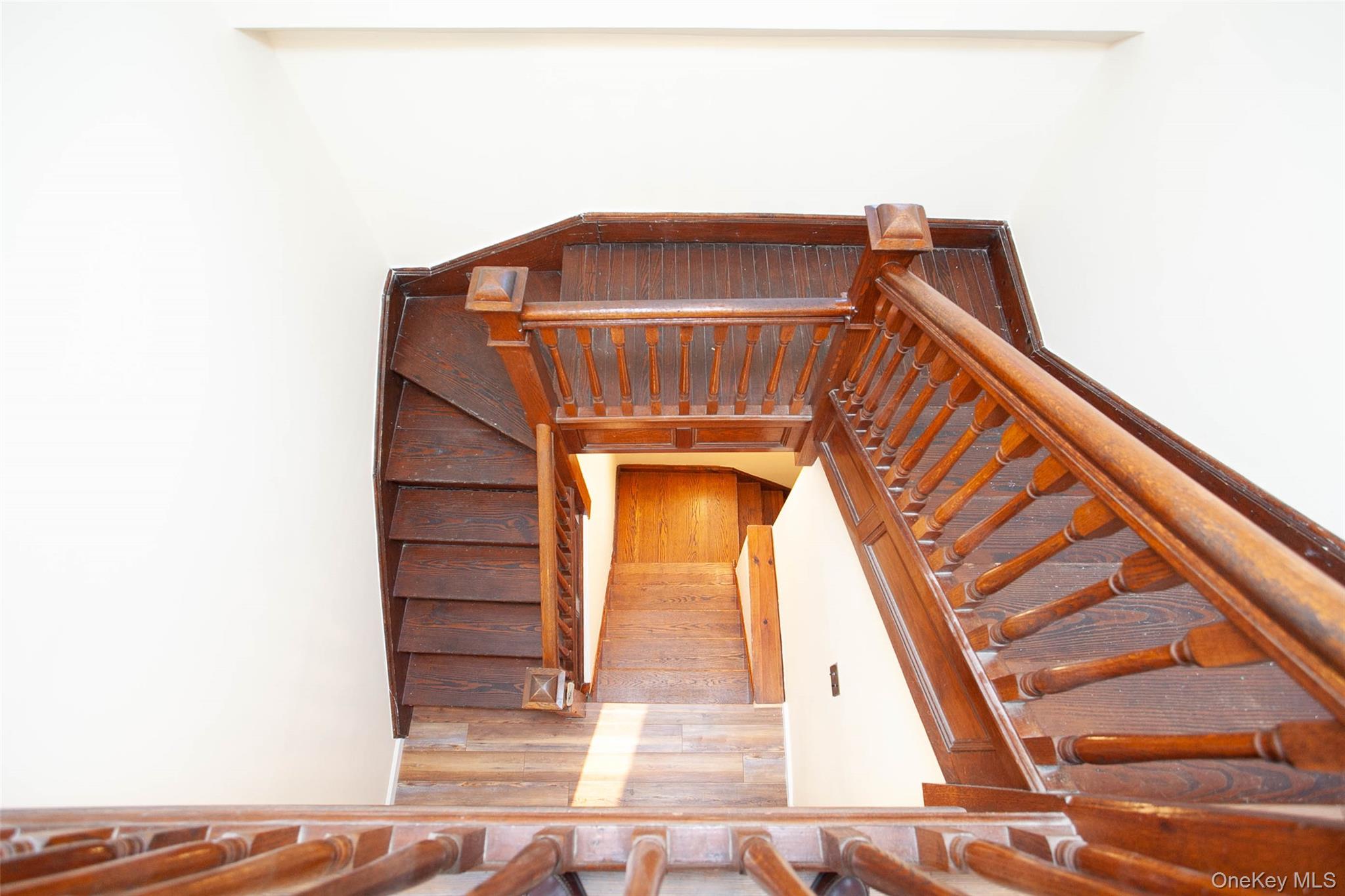 35 W Olive Street, Long Beach, NY 11561