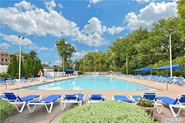 8 Terrace Circle # 1G, Great Neck, NY 11021