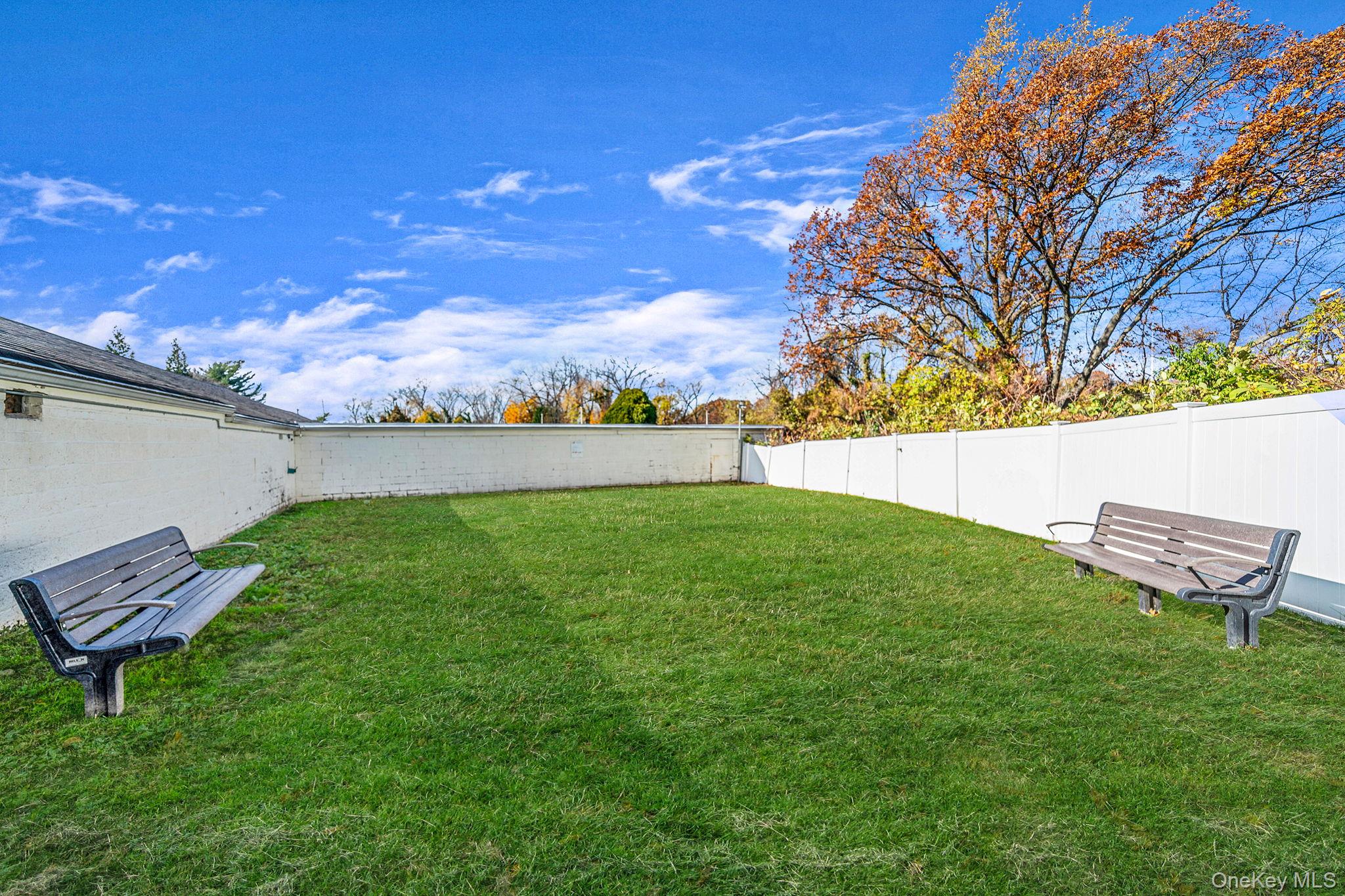 8 Terrace Circle # 1G, Great Neck, NY 11021