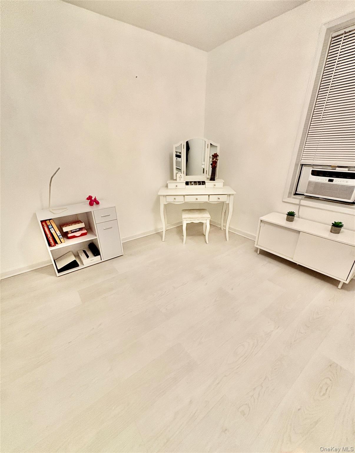 16 N Broadway # 3E, White Plains, NY 10601