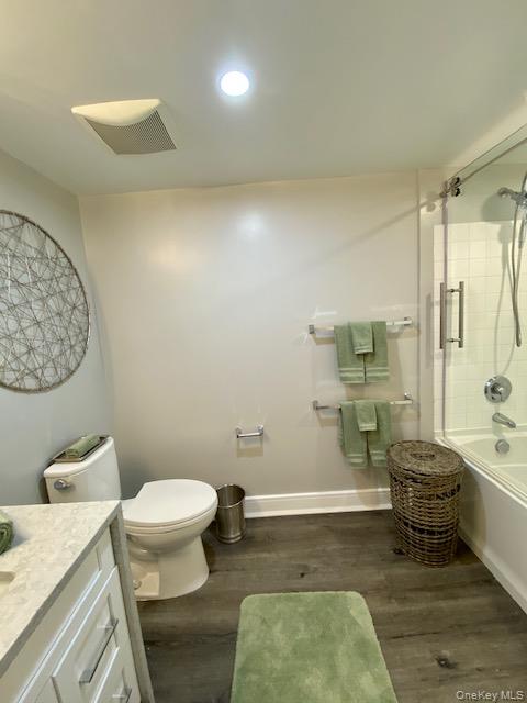 100 Glen Street # N2316, Glen Cove, NY 11542