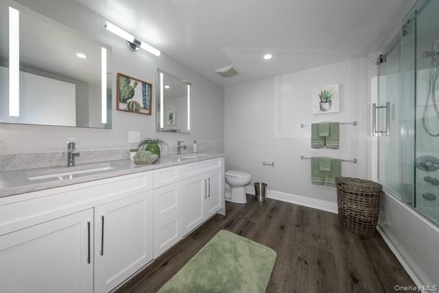 100 Glen Street # N2318, Glen Cove, NY 11542