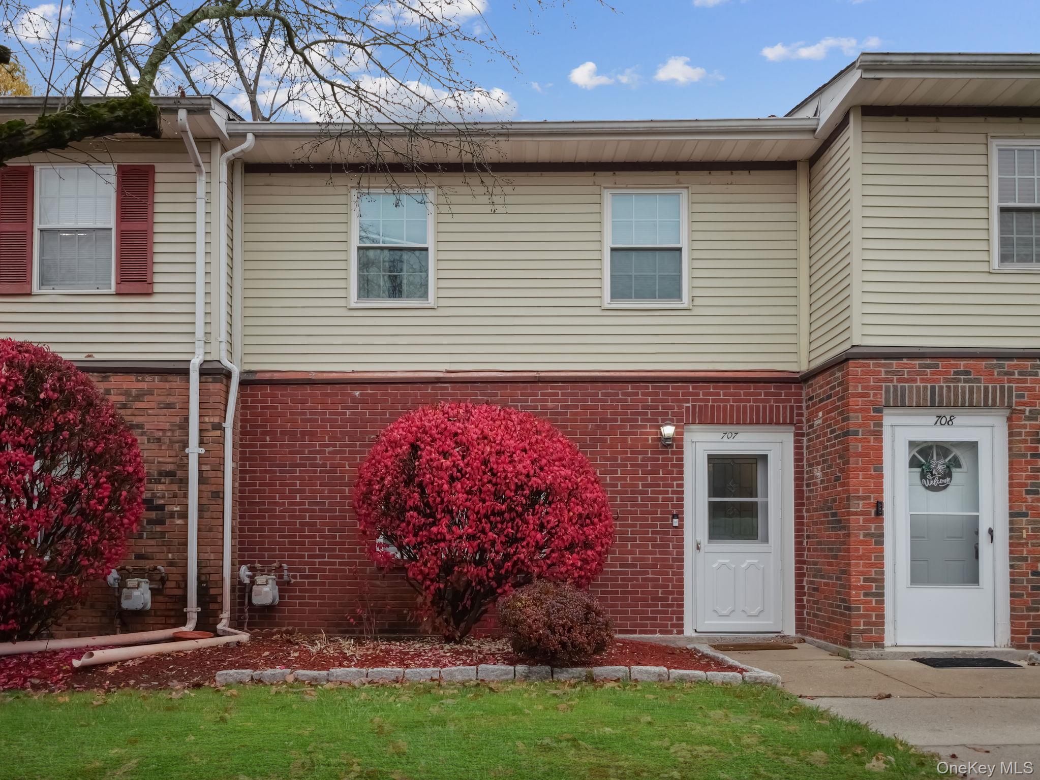 276 Temple Hill Road # 707, New Windsor, NY 12553